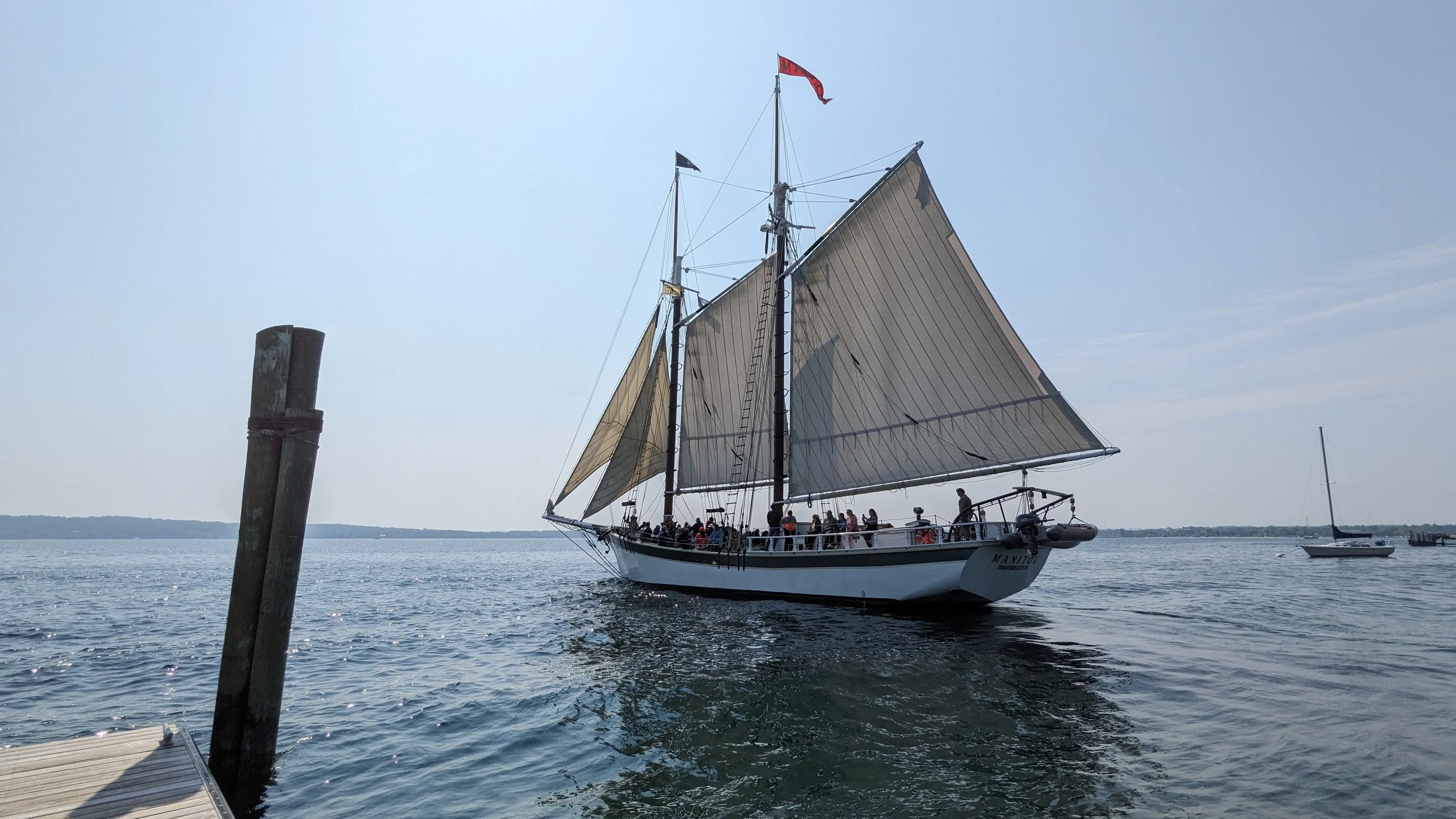 The Manitou sets sail from Discovery Pier
