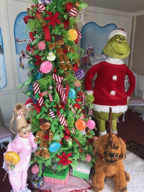 Cindy Lou Who , Grinch and Max
