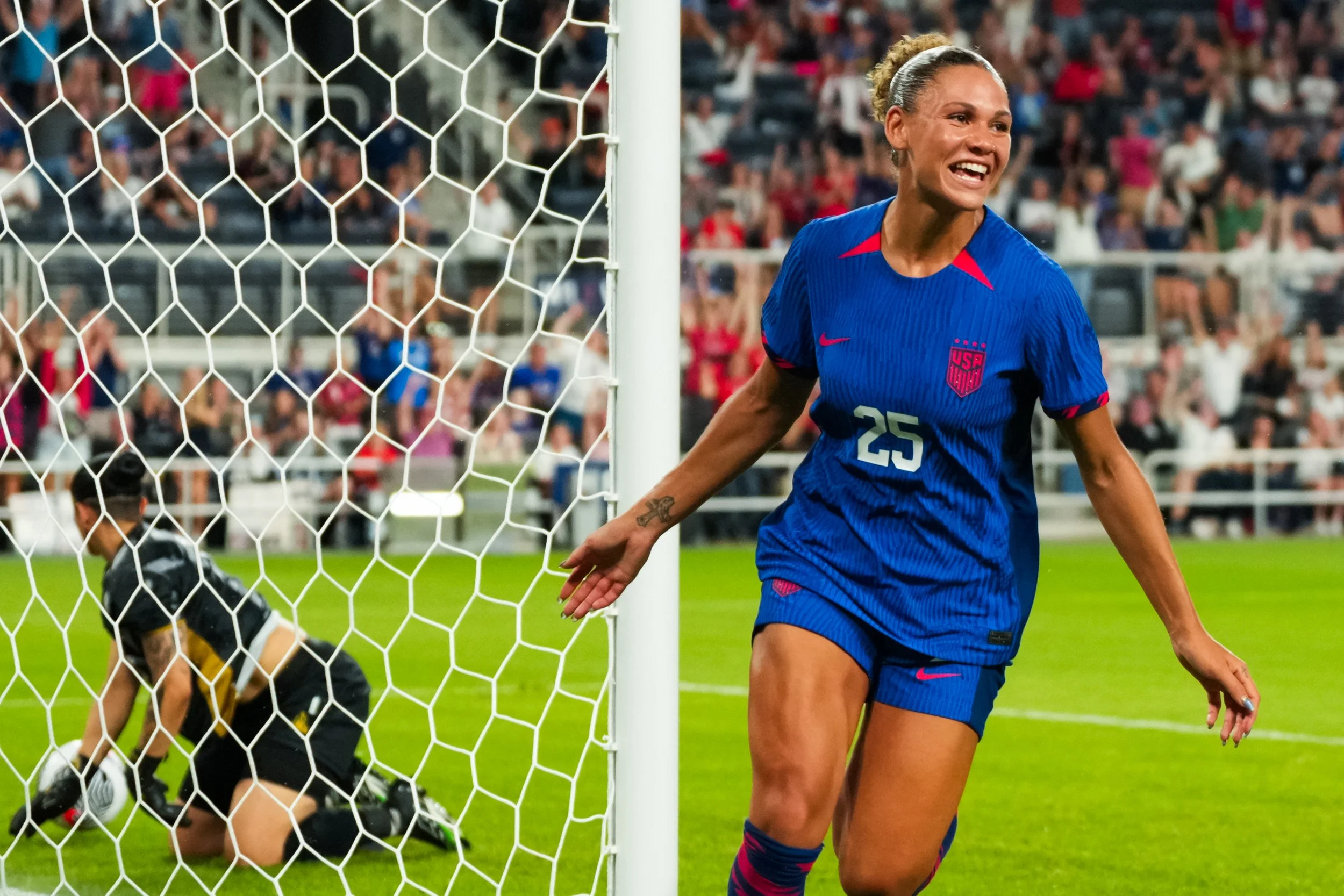 20230921 USWNTvsRSA Match CL 098.jpg