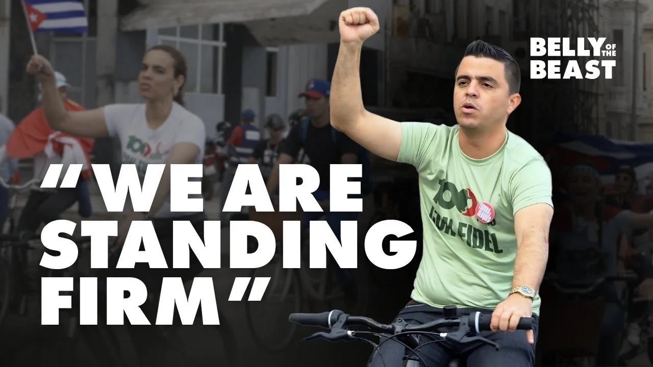 Cubans in bike rally in Havana's malecon