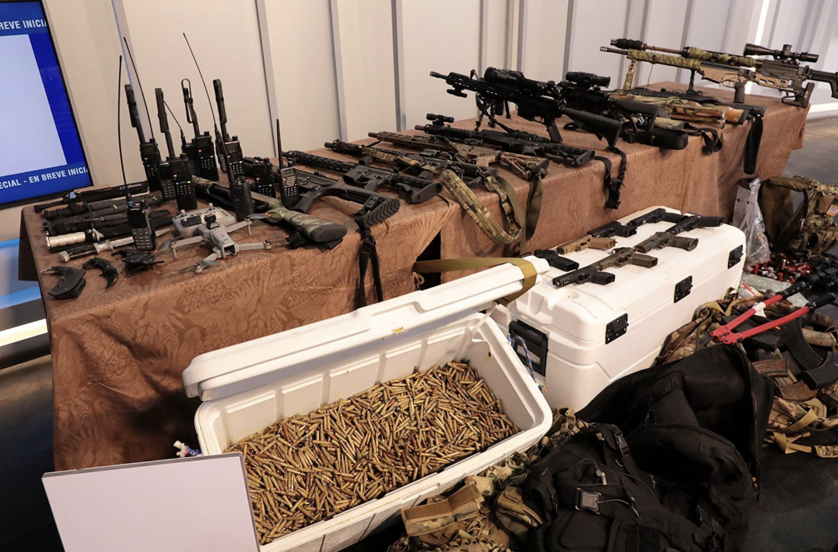 Weapons seized after the attempted infiltration into Cuba. Photo: Abel Padrón Padilla/Cubadebate.