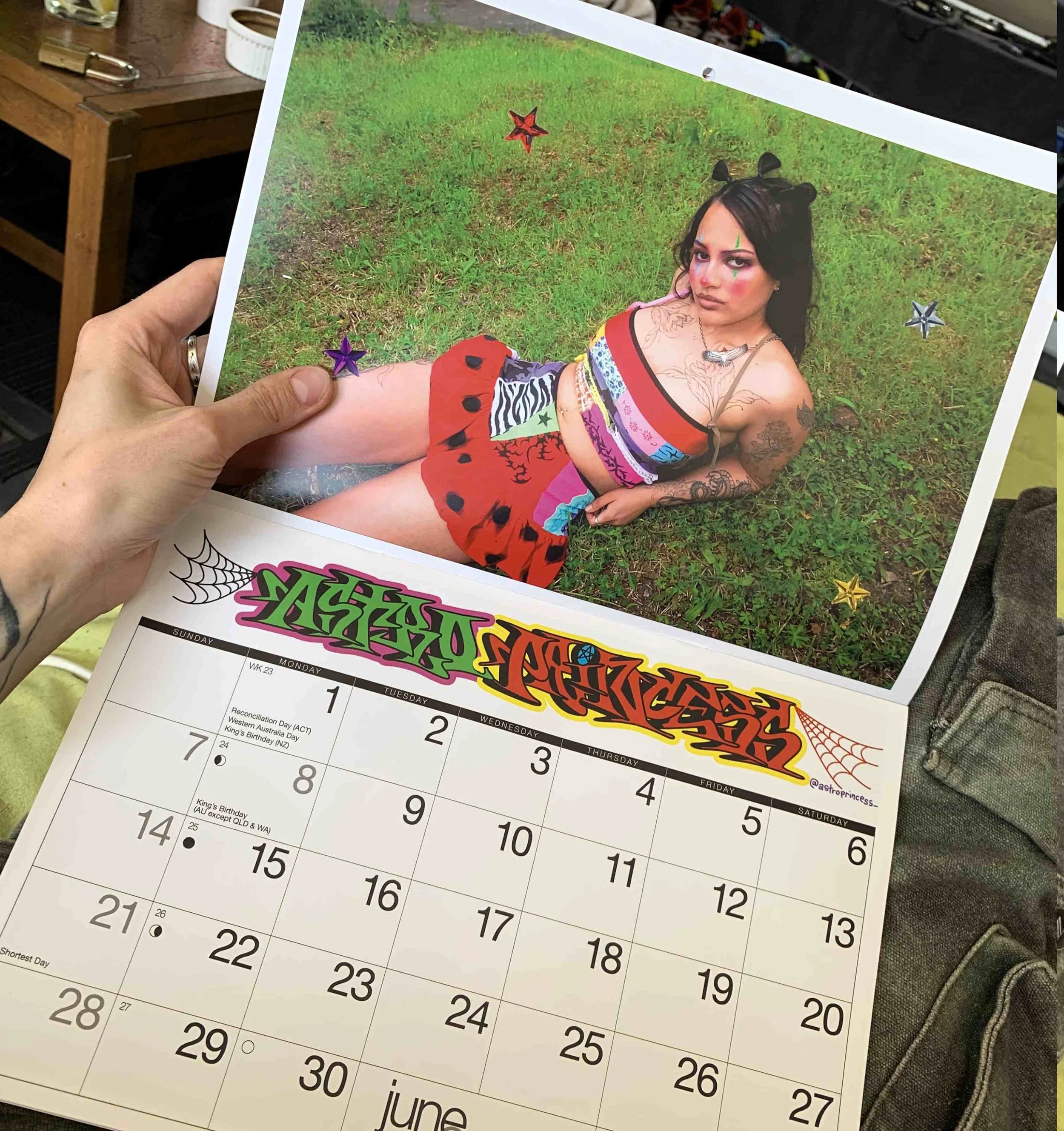 astroprincess_calendar_kiki.jpg