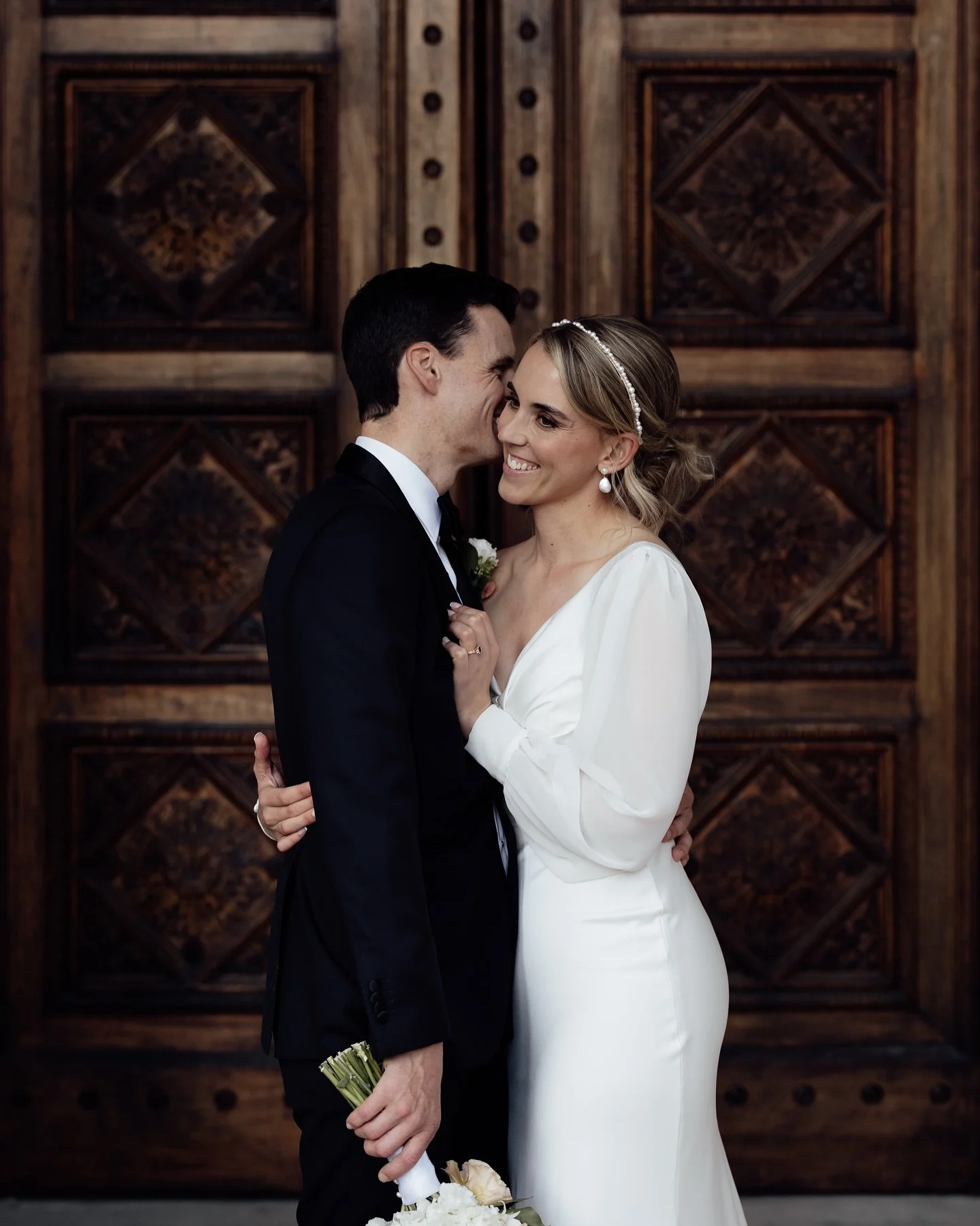 Hannah and Stu ✨

#melbourneweddingphotographer #melbourneweddingphotography