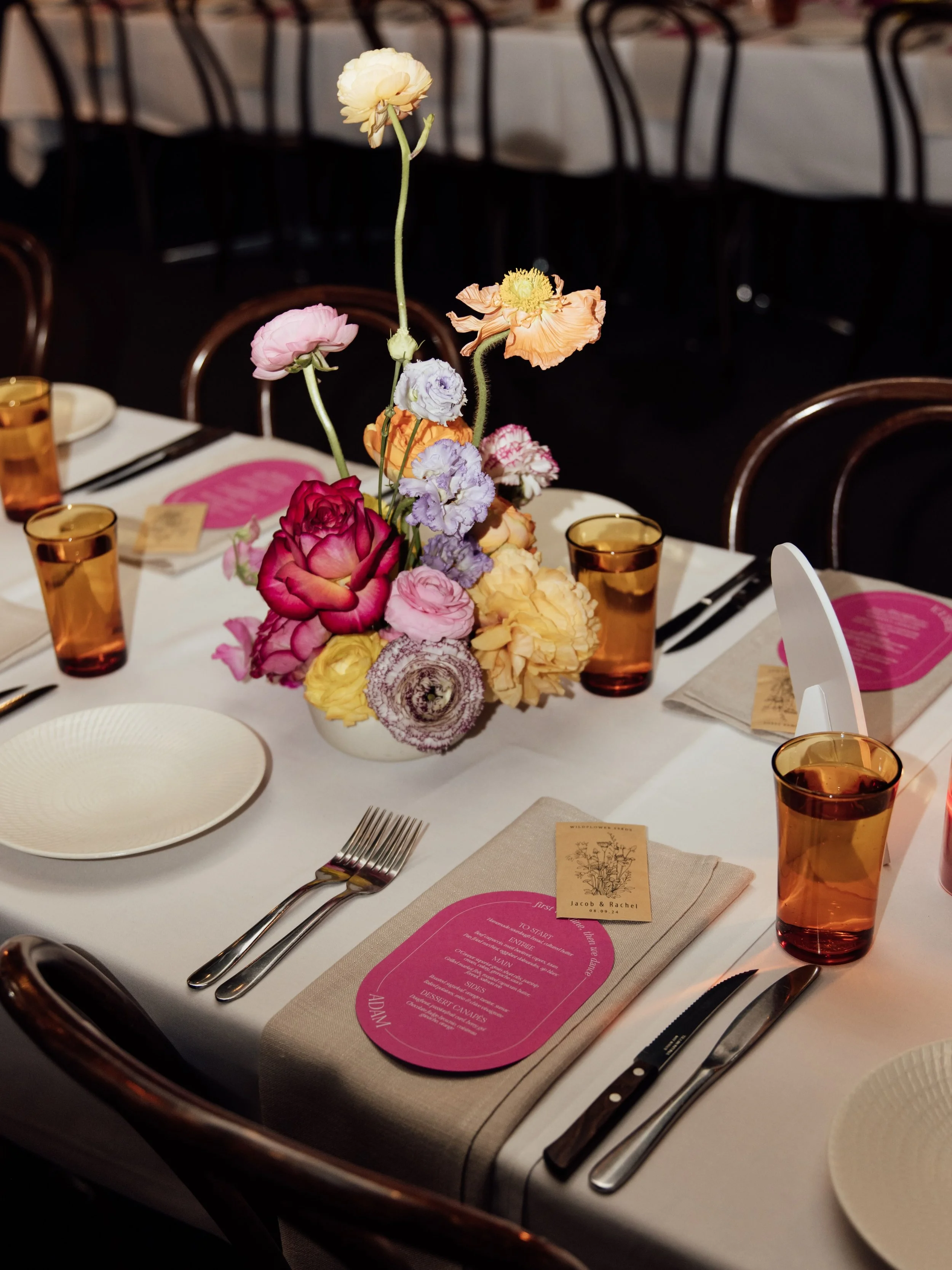 The perfect pop of colour by @stateofnaturefloral

#melbourneweddingphotographer #melbourneweddingphotography #melbourneweddings #melbourneweddingvenues