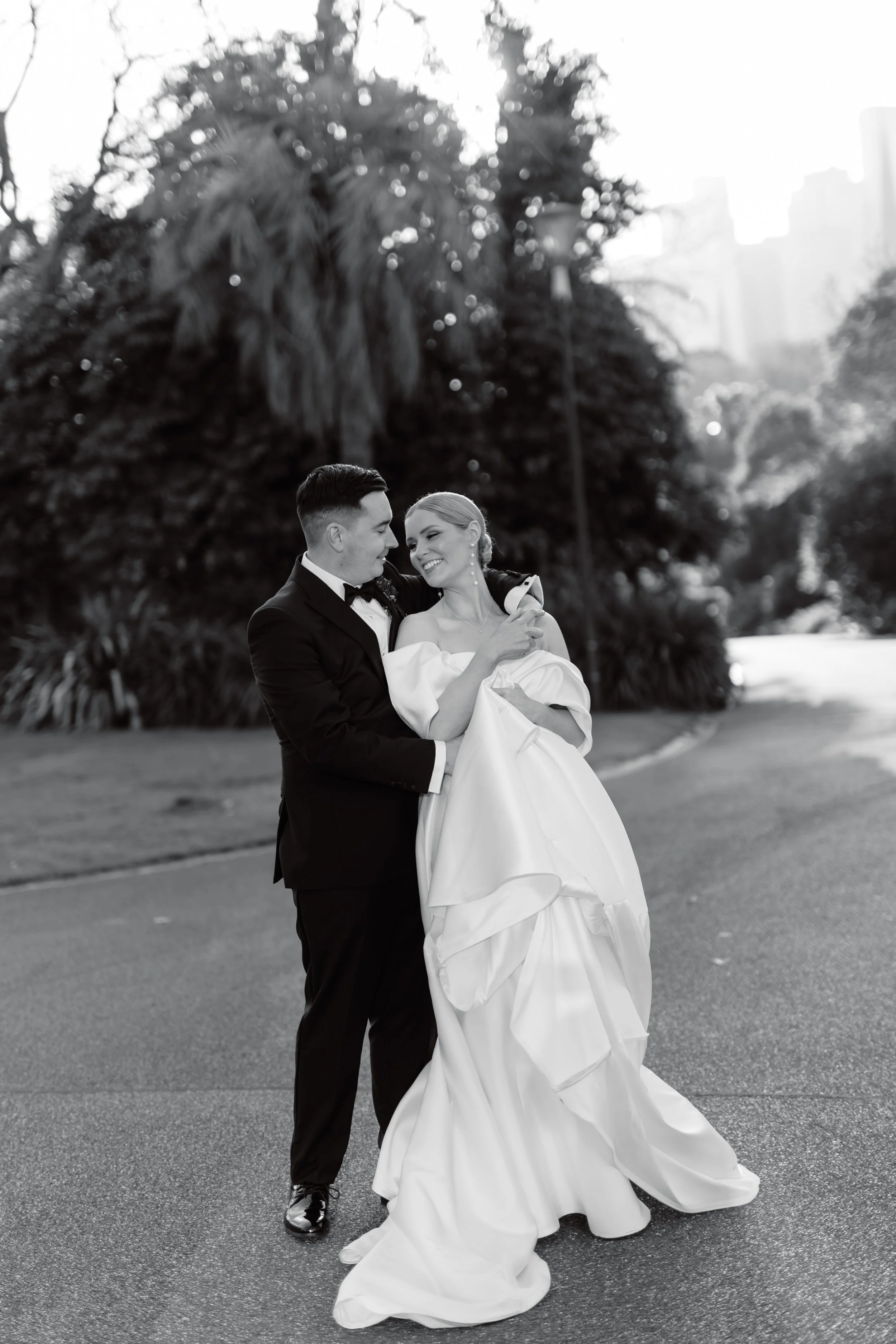"We have a series of stunning portraits that look like they're straight out of Vogue, as well as a compilation of candid, fun shots that reflect our day so beautifully."