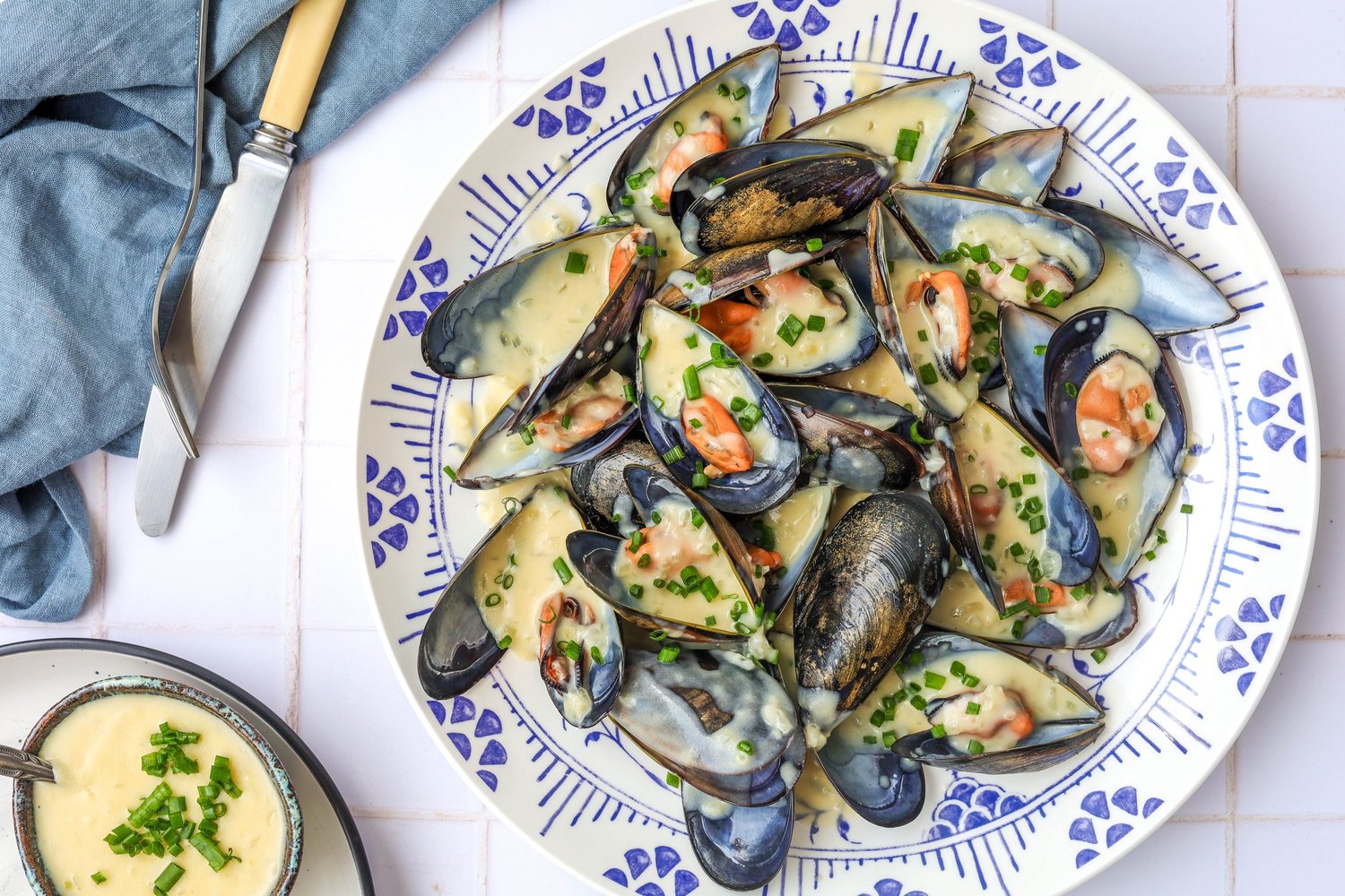 Mastering Pan-Seared Mussels: Advanced Cooking Techniques and Tips Mastering Pan-Seared Mussels: Advanced Cooking Techniques and Tips