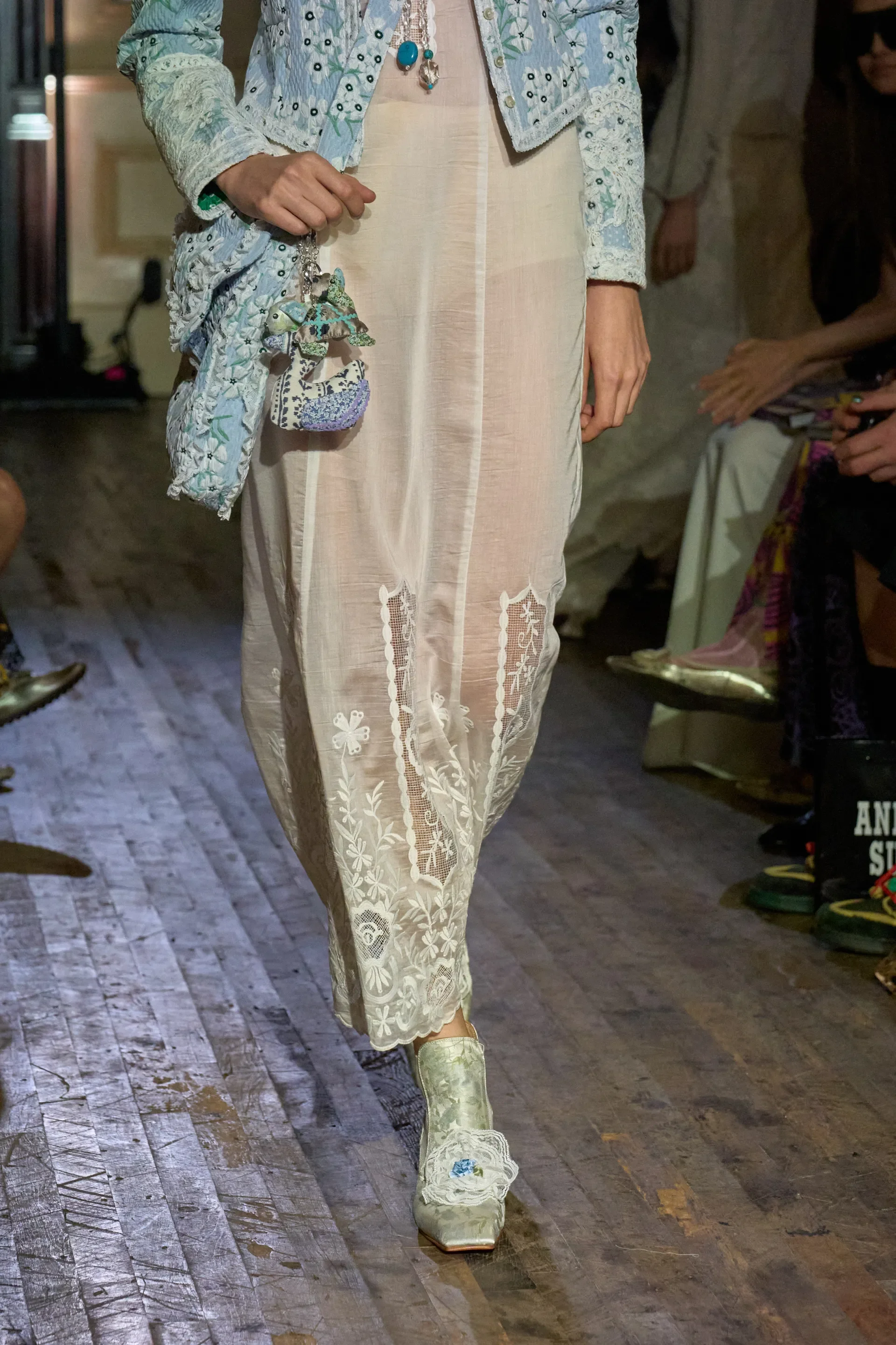 00073-anna-sui-spring-2026-ready-to-wear-details-credit-gorunway.webp