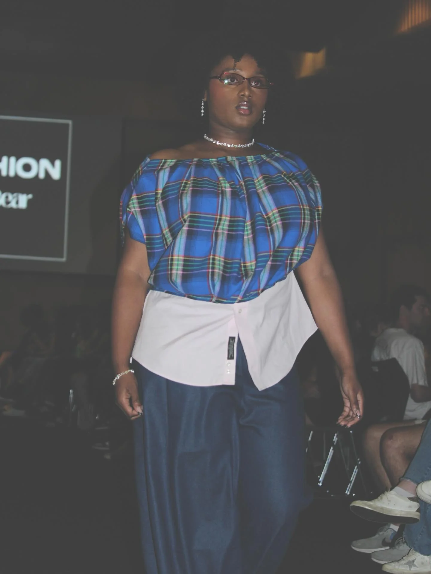 &ldquo;The Intern&rdquo; worn by Madison

Photographers of the show: @annikapaulson @theharrietbrown
@elliee.b.photography
@abbeyelizabeth__