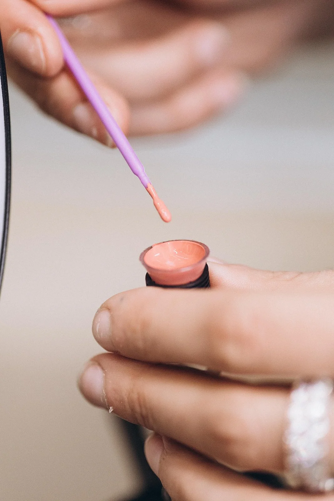 Customizable lip colour