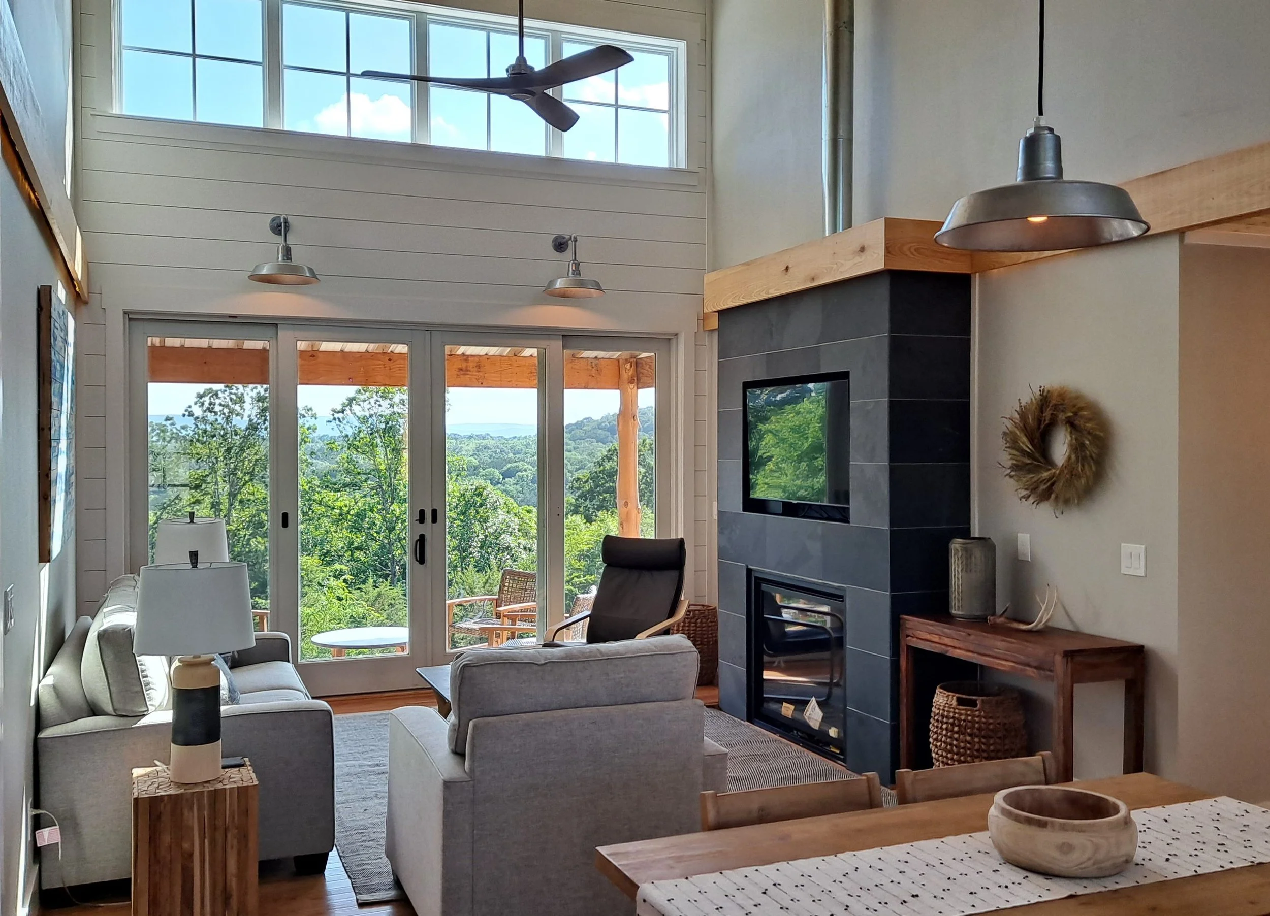 563 - LR (west) (cropped).jpg