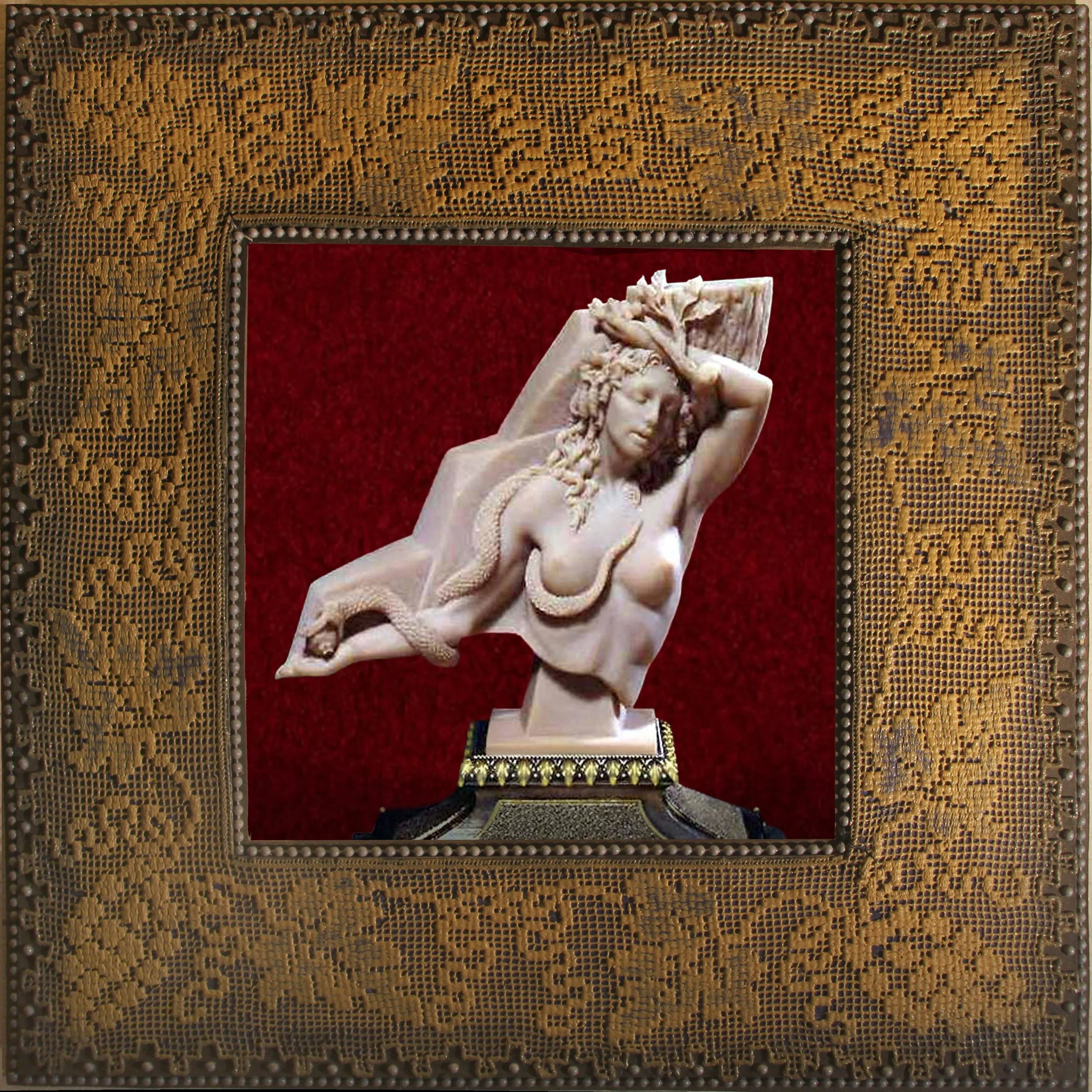 PICTURE FRAME
Jasperware Porcelain Lace™  Molded From Antique Lace
Cast In A One-Piece, Open-Faced Rubber Mold
(16" Wide)