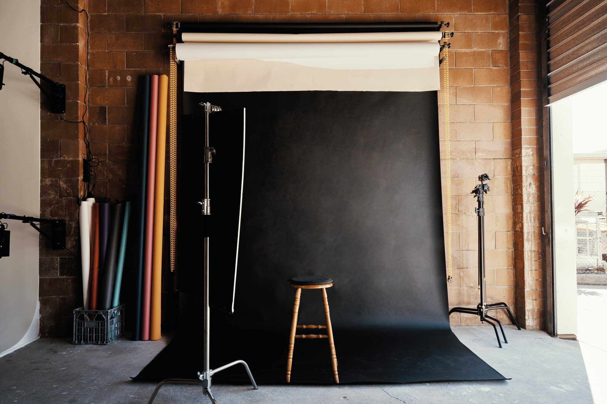 The Paper Wall.

Rather use paper? This zone is for you! 

Choose from our selection of paper backdrops (or bring your own) in this space. It&rsquo;s also right next to the full warehouse garage door if you want to use natural light for your shoot.

