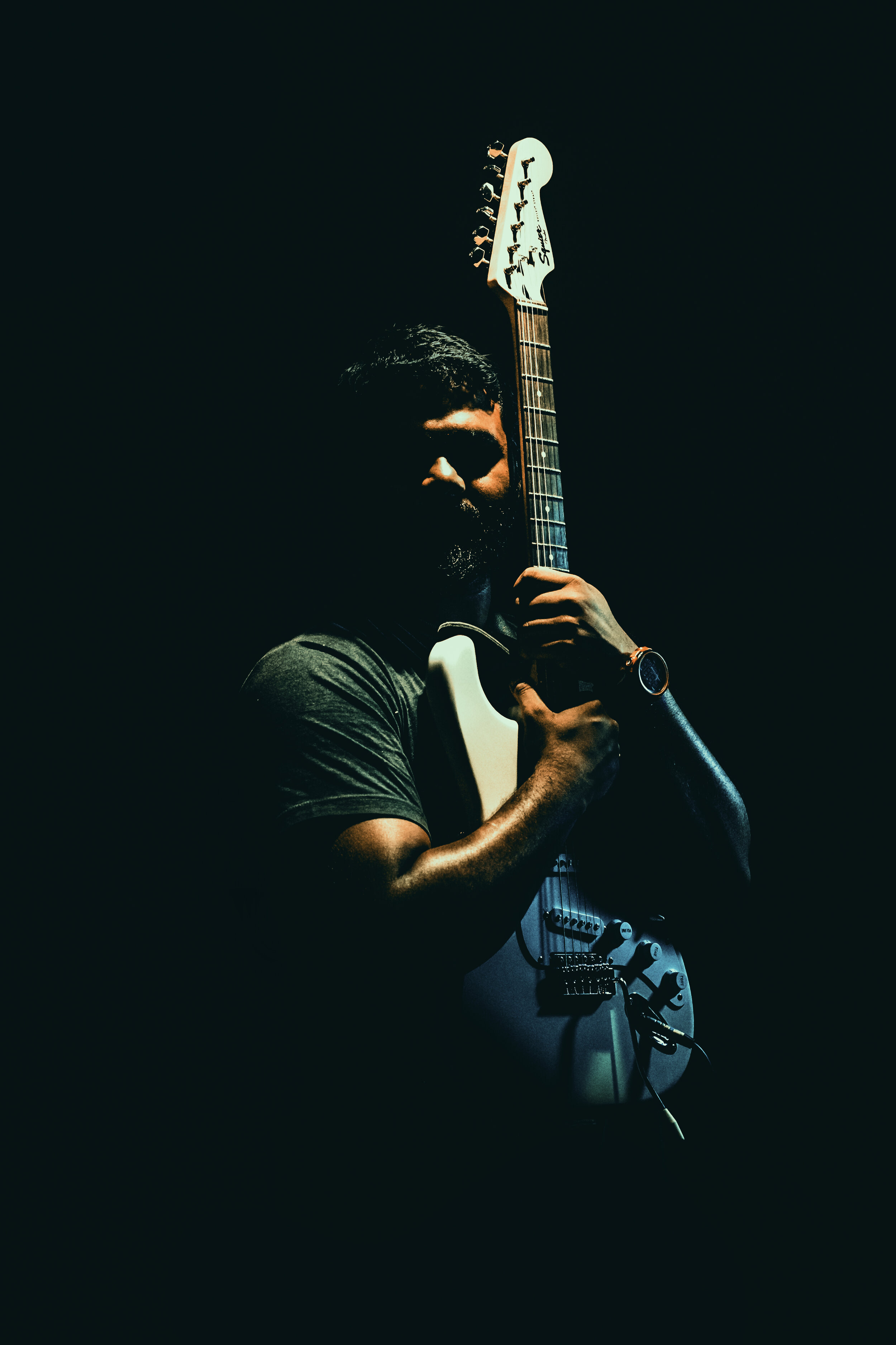 MR. ZAIN GUITAR GOD.jpg