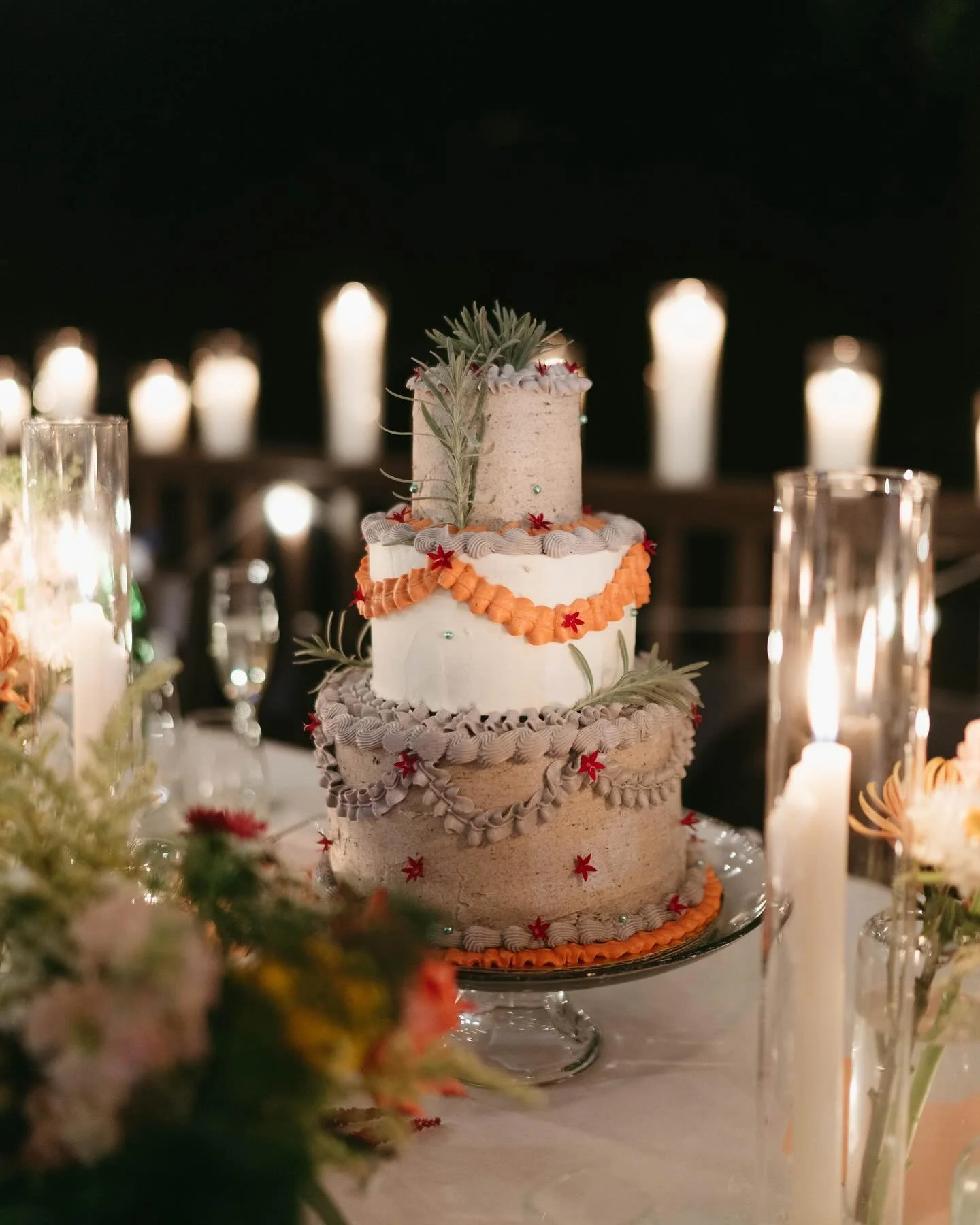 I just felt like this cake needed its own moment on the feed 🤭