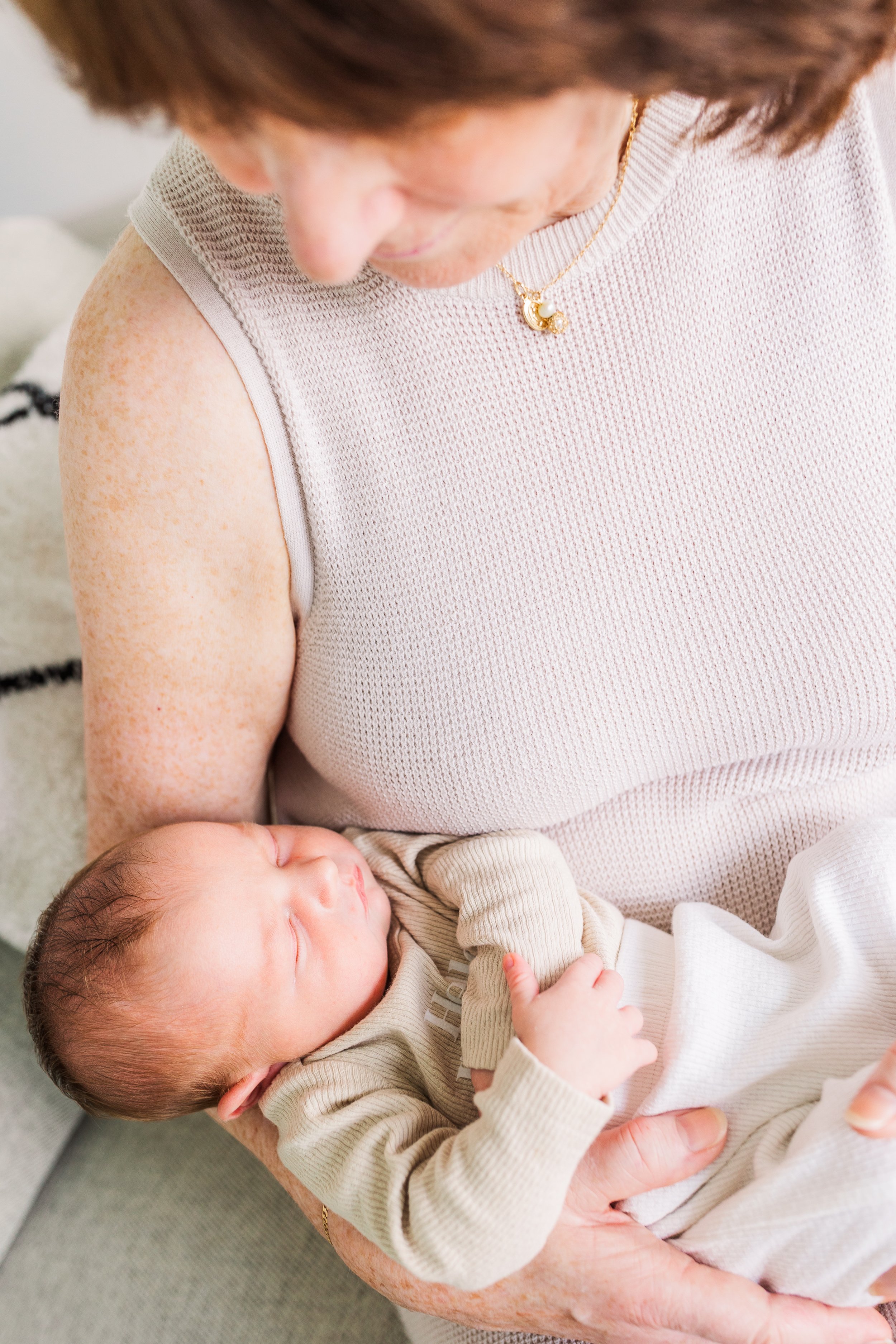 Laura_Newborns_April20255176.jpg