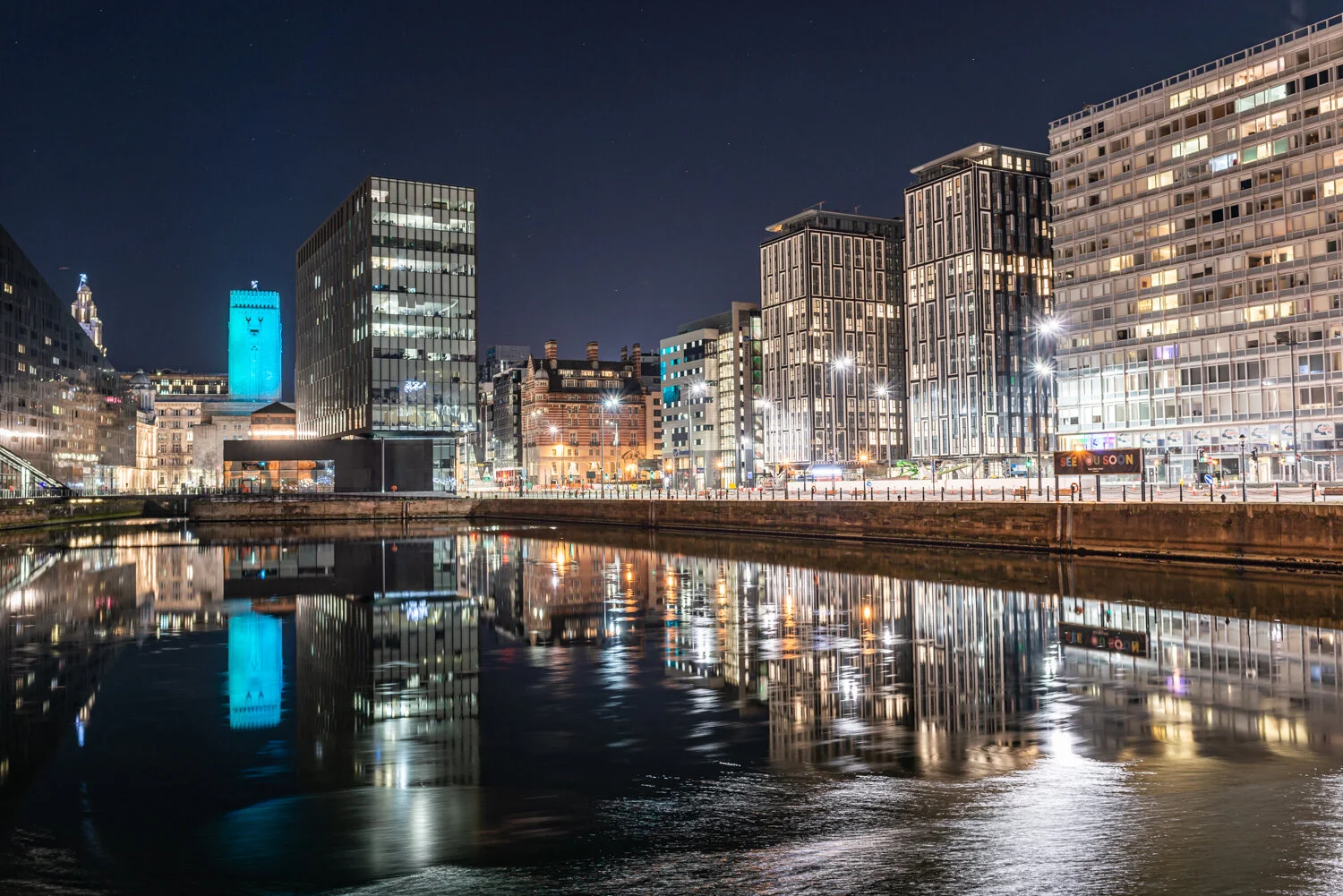 Michael-Kirkham-Photography-Liverpool-waterfront- night-01.jpg