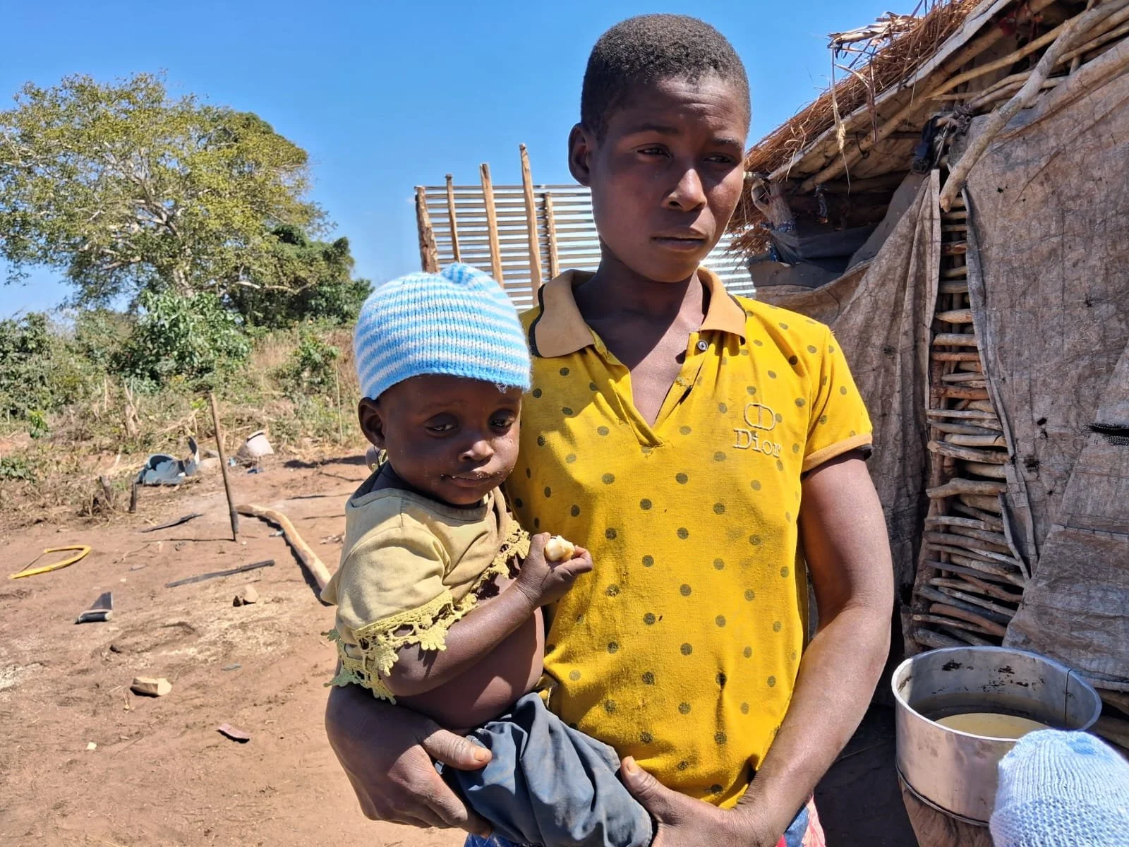 Bandua poor family aug 26 2.JPG