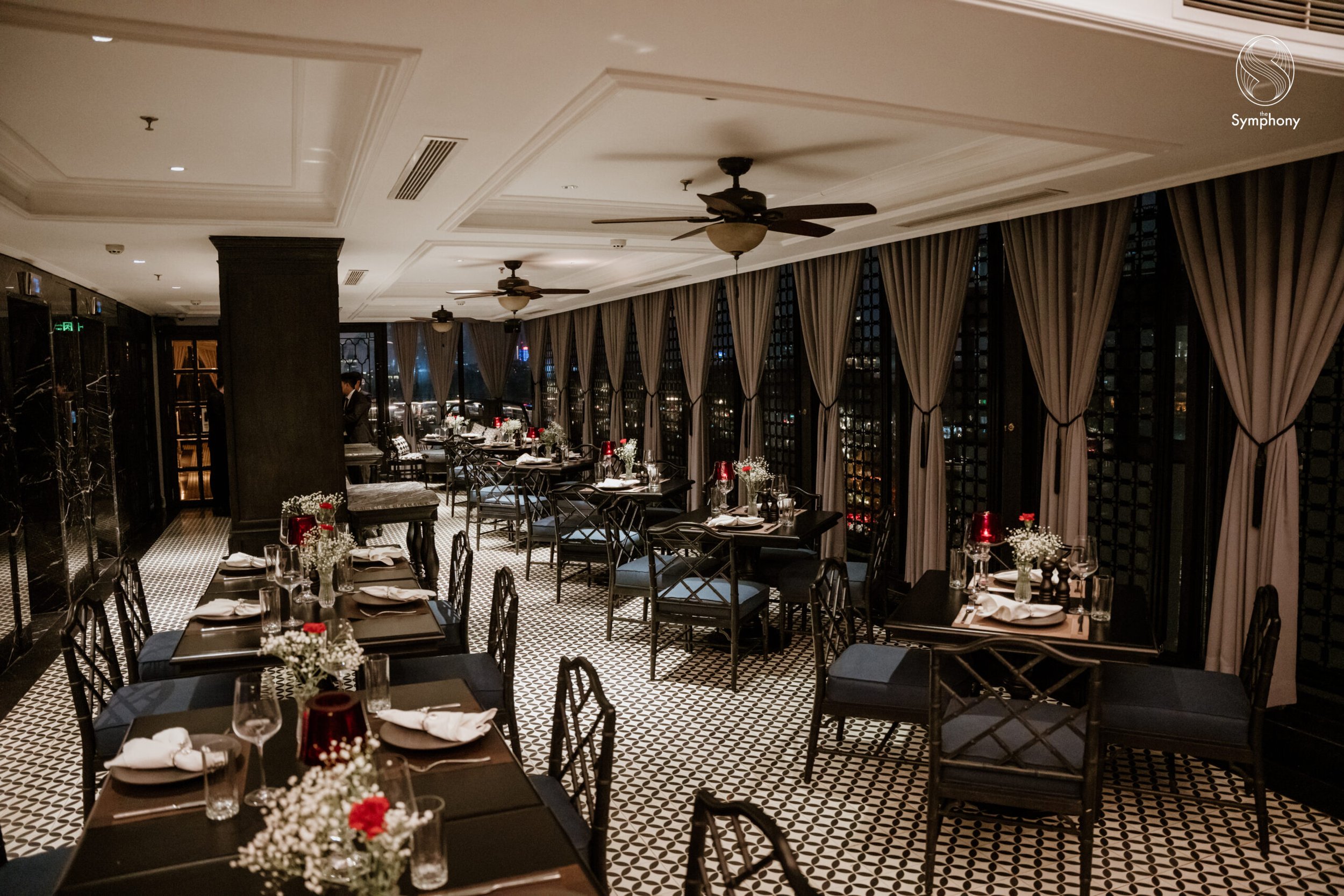 table-2-the-symphony-restaurant-scaled.jpg