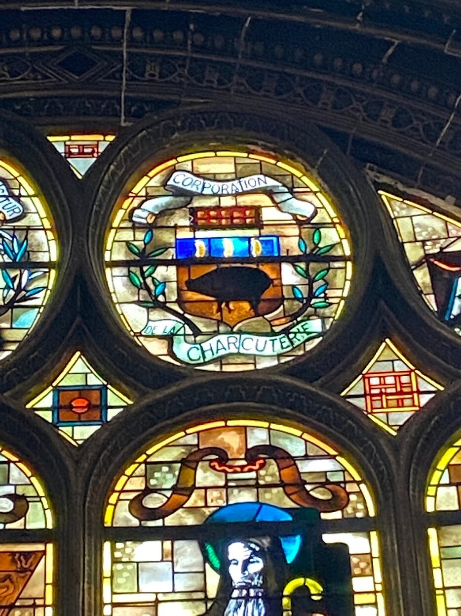 Pigwindow.jpeg