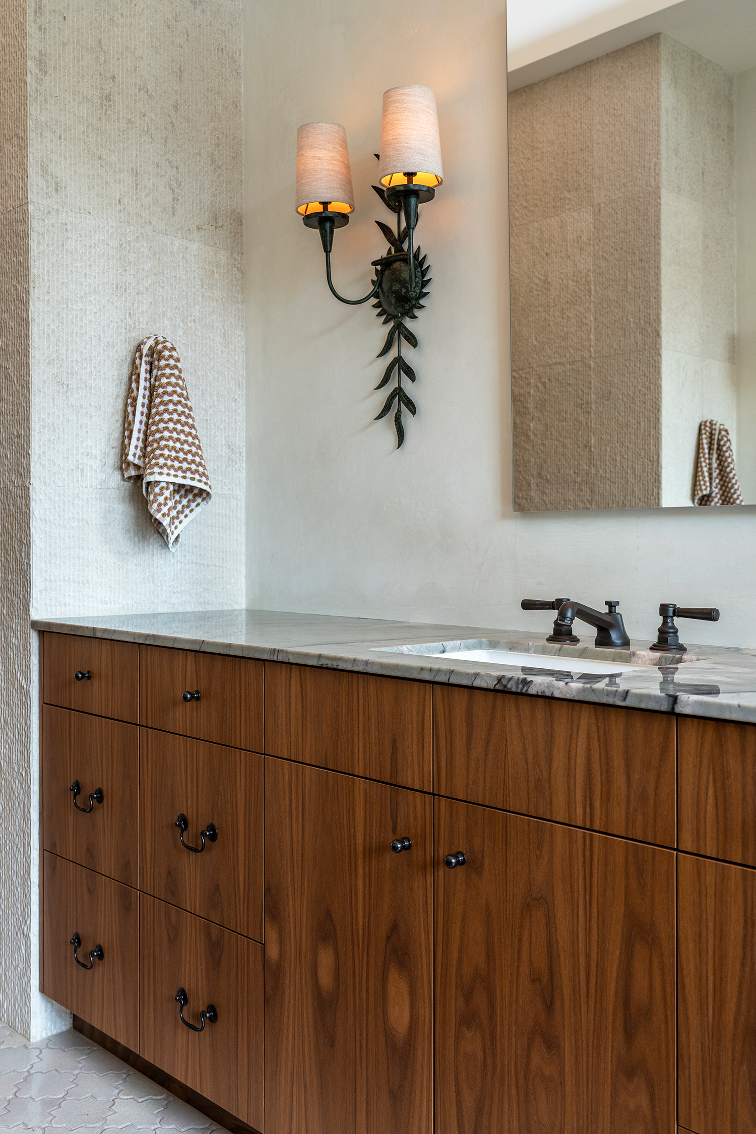 22_Main Bath Sink.png