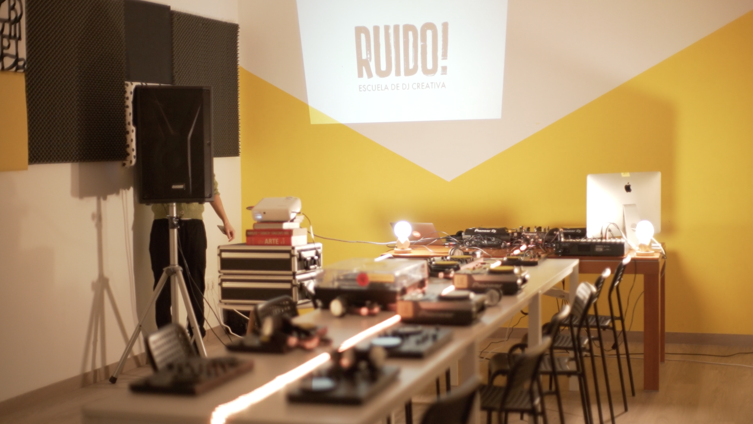 RUIDO! Escuela DJ