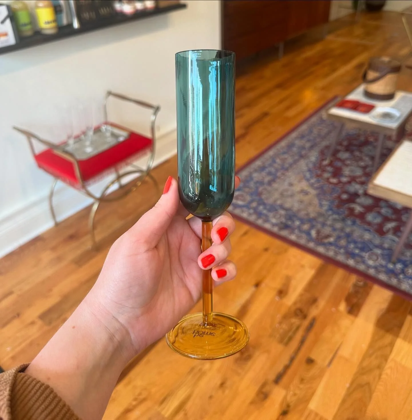 Be Home US Niko Champagne Flute lifestyle 5.jpg