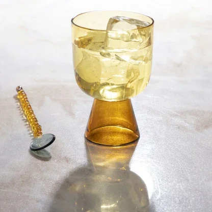 Be Home Niko Tumbler, Short lifestyle 4.webp