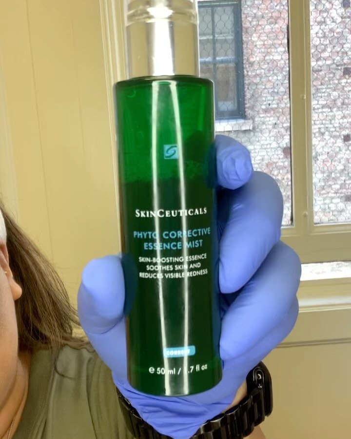 PHYTO CORRECTIVE ESSENCE MIST IS HERE! Hydrating botanical mist strengthens skin&rsquo;s barrier and reduces visible redness. Perfect after a DimondGlow facial! 💚💚💚 Thank you for always taking care of us @darrylmckinnon.skinceuticals 

&mdash;

SK