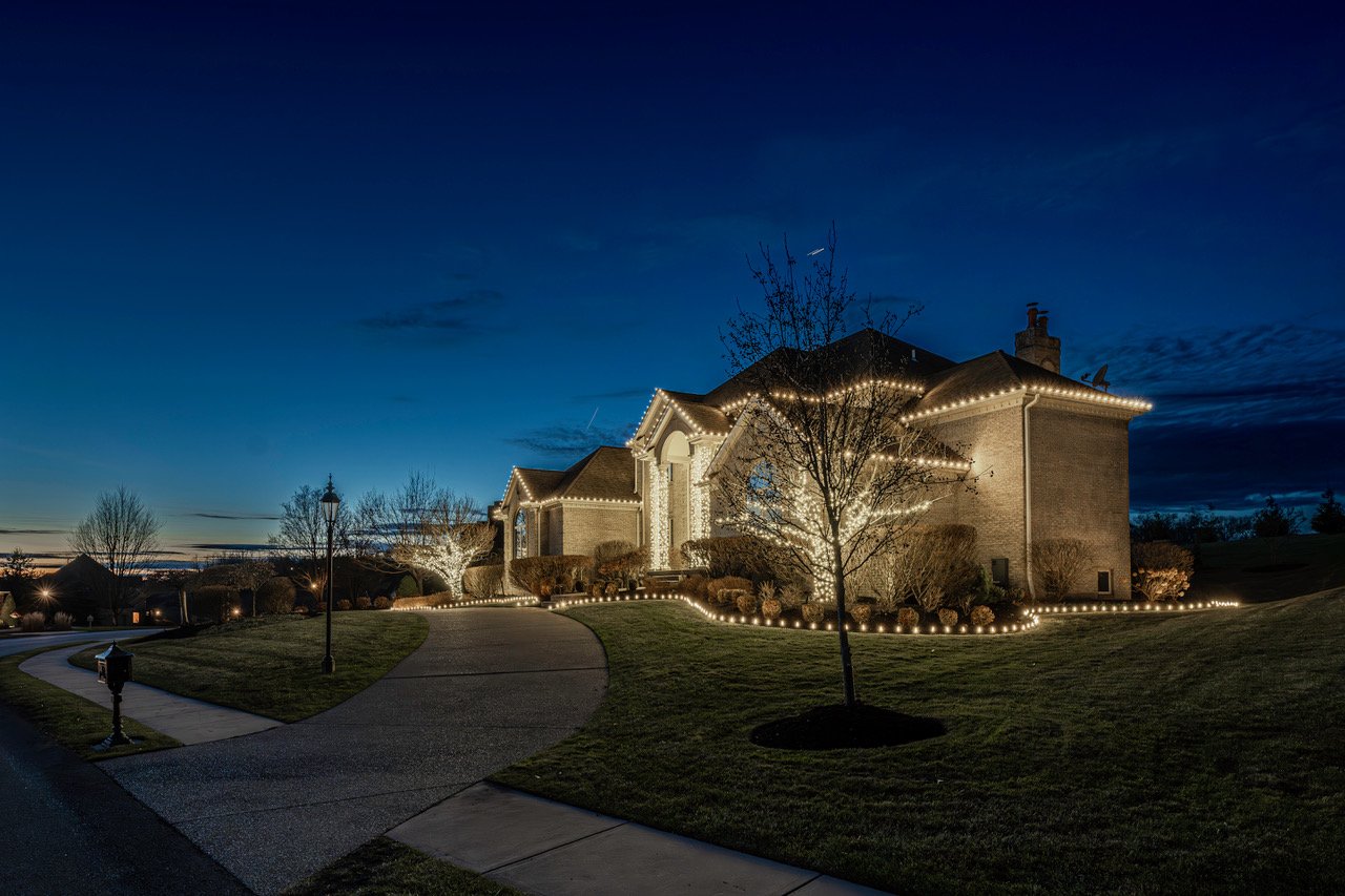 7112WoodhallCt-1.jpeg