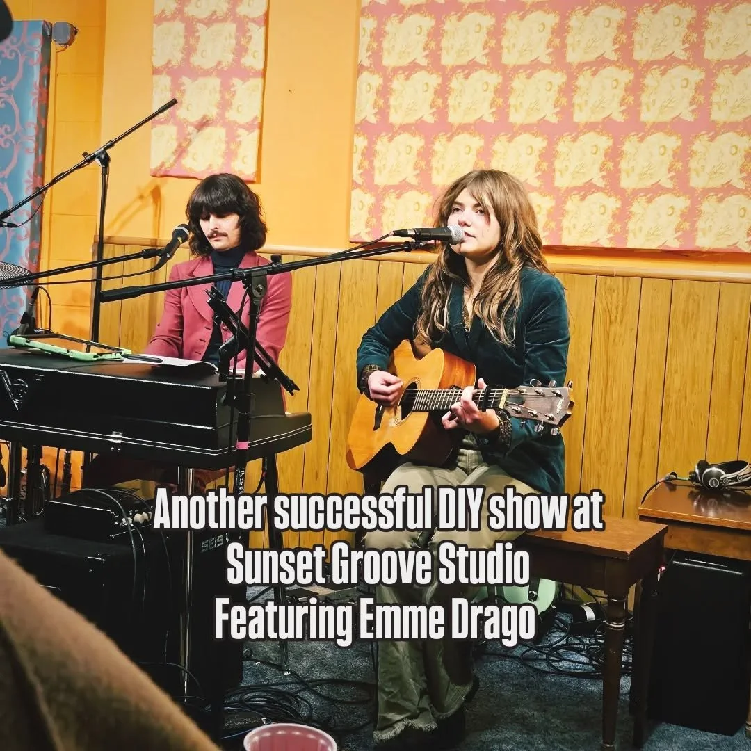 Our second studio show was so heartwarming. @emme_drago kicked things off with an incredibly poised and lovely performance followed by Jon Smith's Voyages with some unique shenanigans. 
Thank you everyone who came out and made another successful show