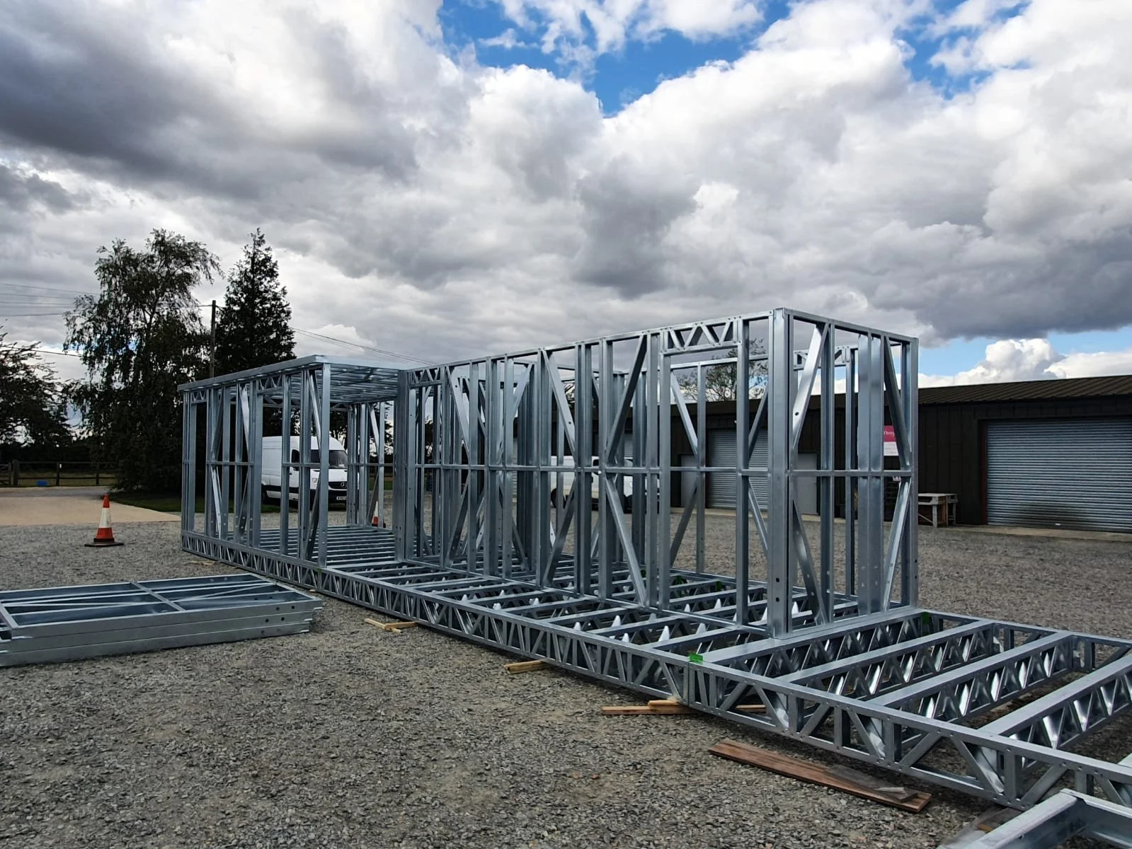 Light steel frame - new build, modular home.