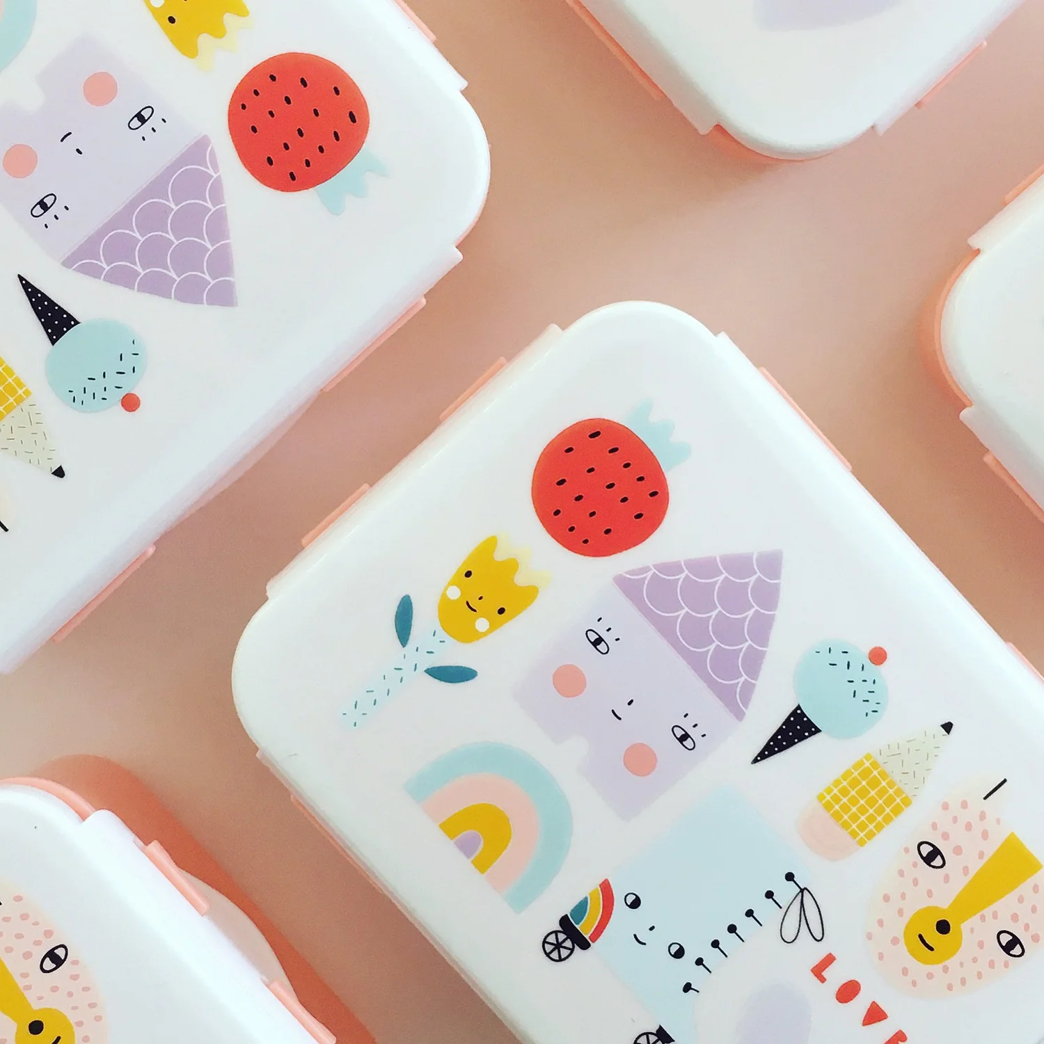 Lunch Box Peachy Keen — Suzy Ultman