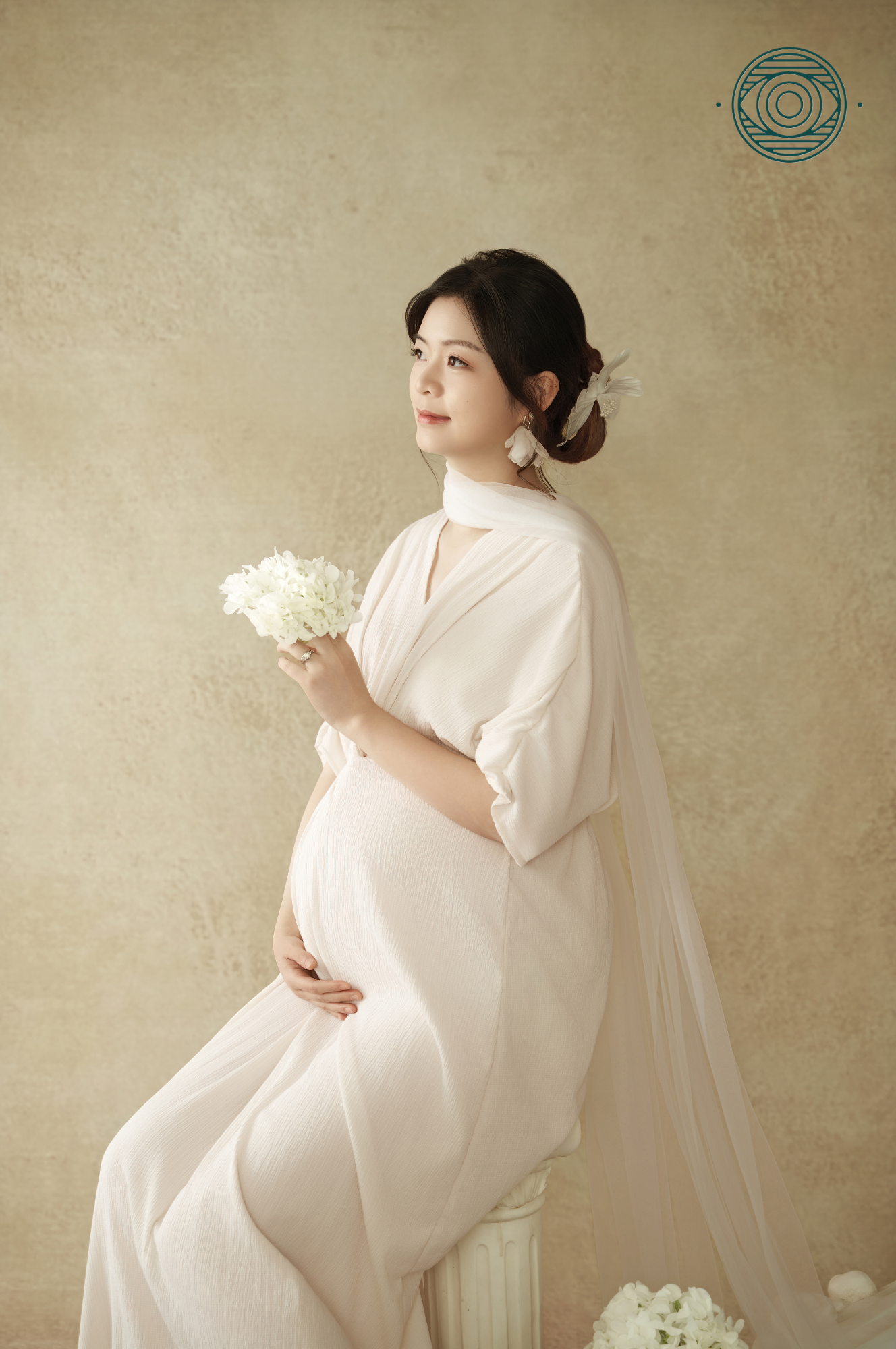 Maternity photography in Seattle - Astral Studio (5).png