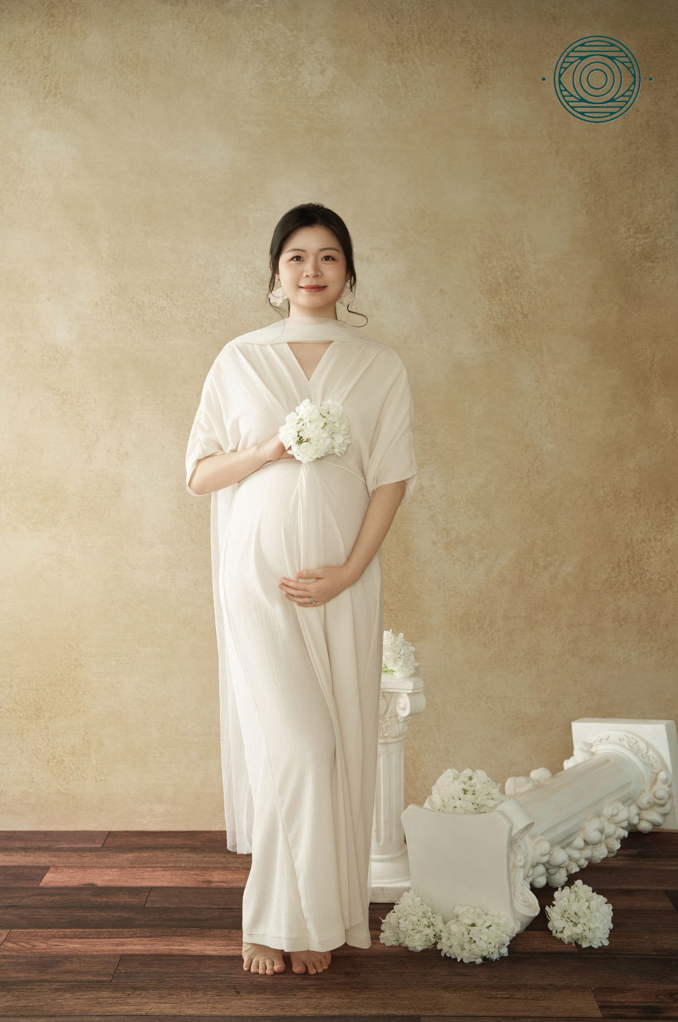 Maternity photography in Seattle - Astral Studio (7).png