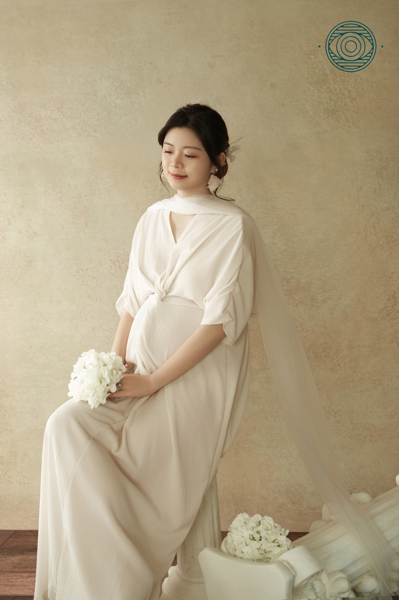 Maternity photography in Seattle - Astral Studio (2).png