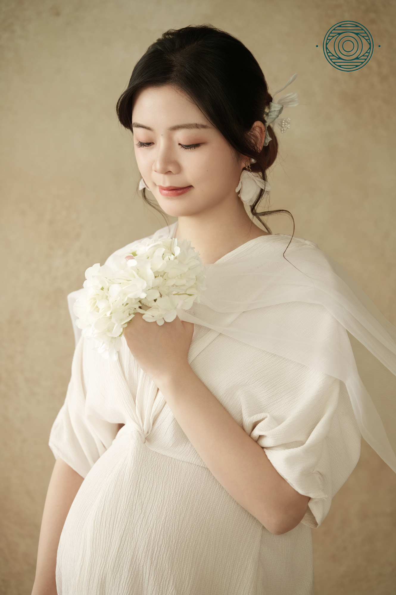 Maternity photography in Seattle - Astral Studio (10).png