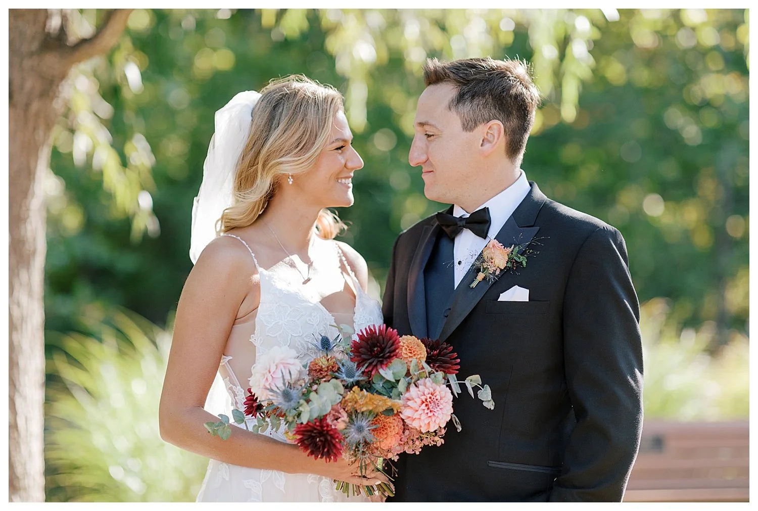 manor-house-prophecy-creek-fall-wedding23.jpg
