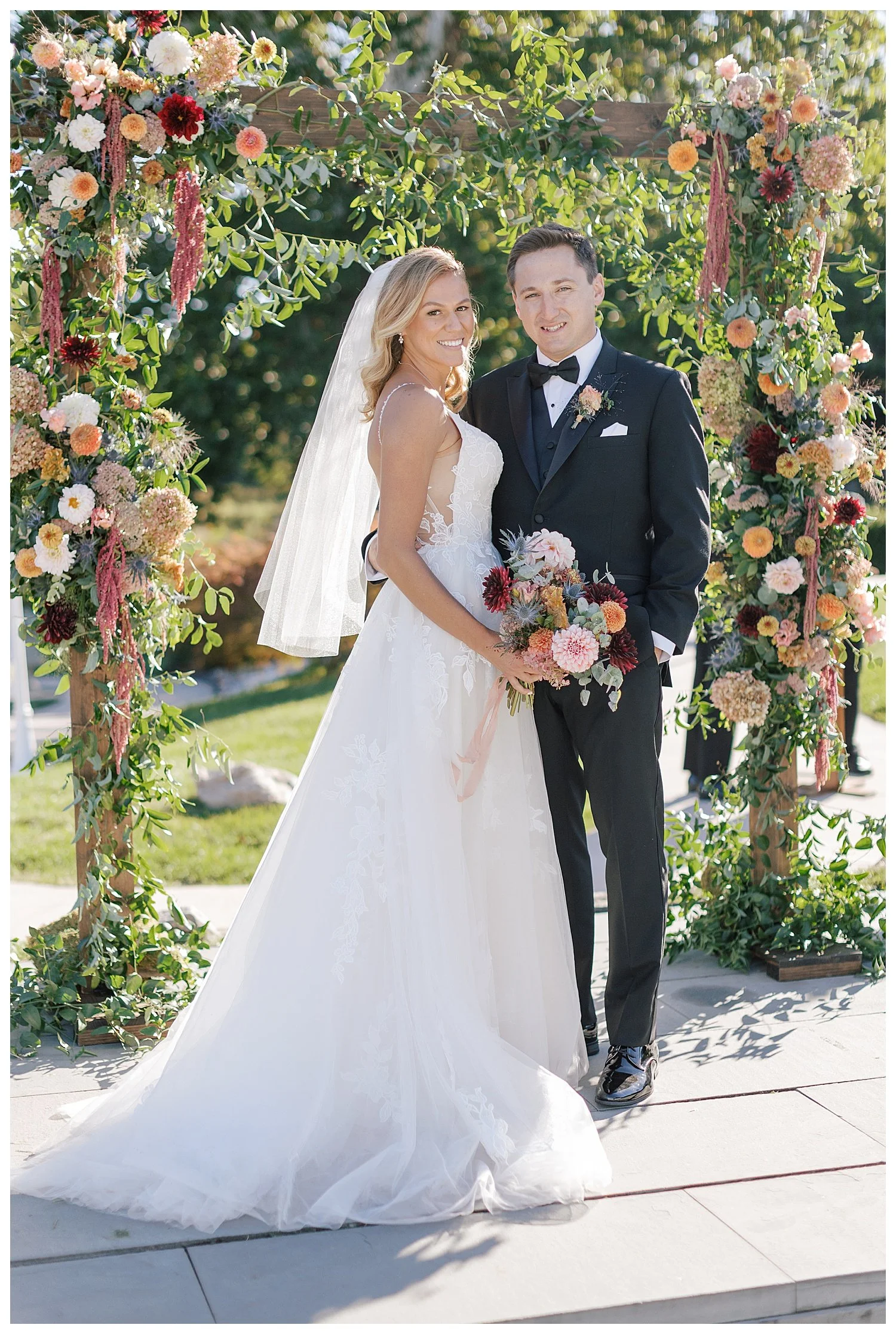 manor-house-prophecy-creek-fall-wedding26.jpg