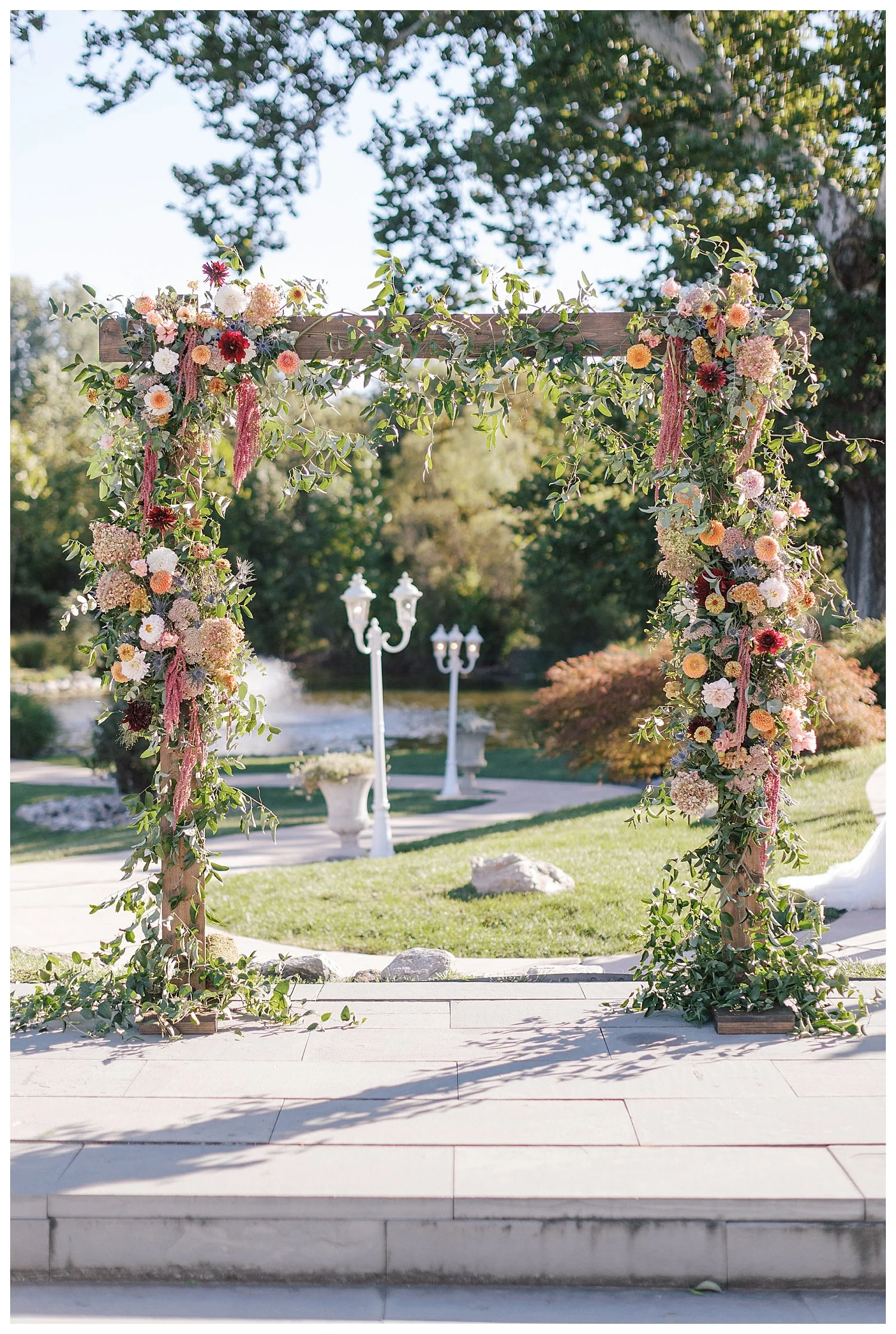 manor-house-prophecy-creek-fall-wedding30.jpg