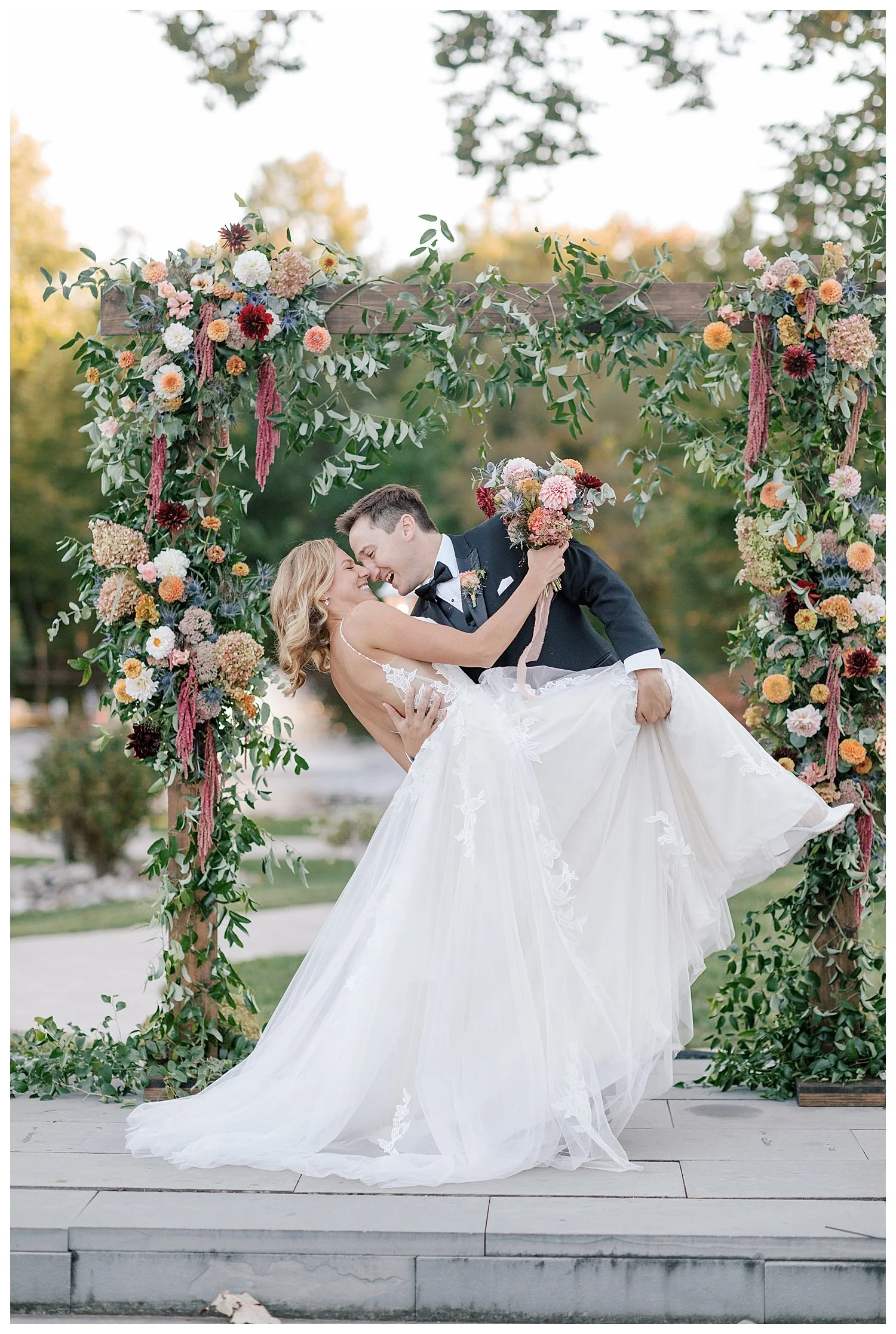 manor-house-prophecy-creek-fall-wedding38.jpg