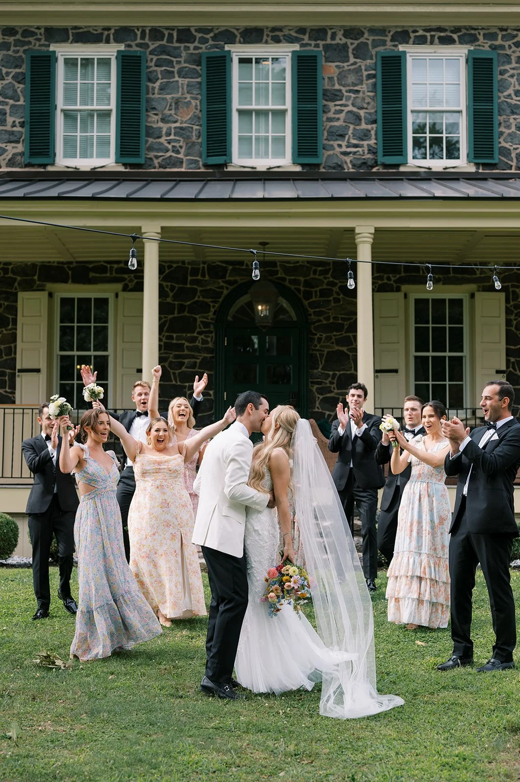 Inn at Grace Winery Wedding-Flowers851.jpg