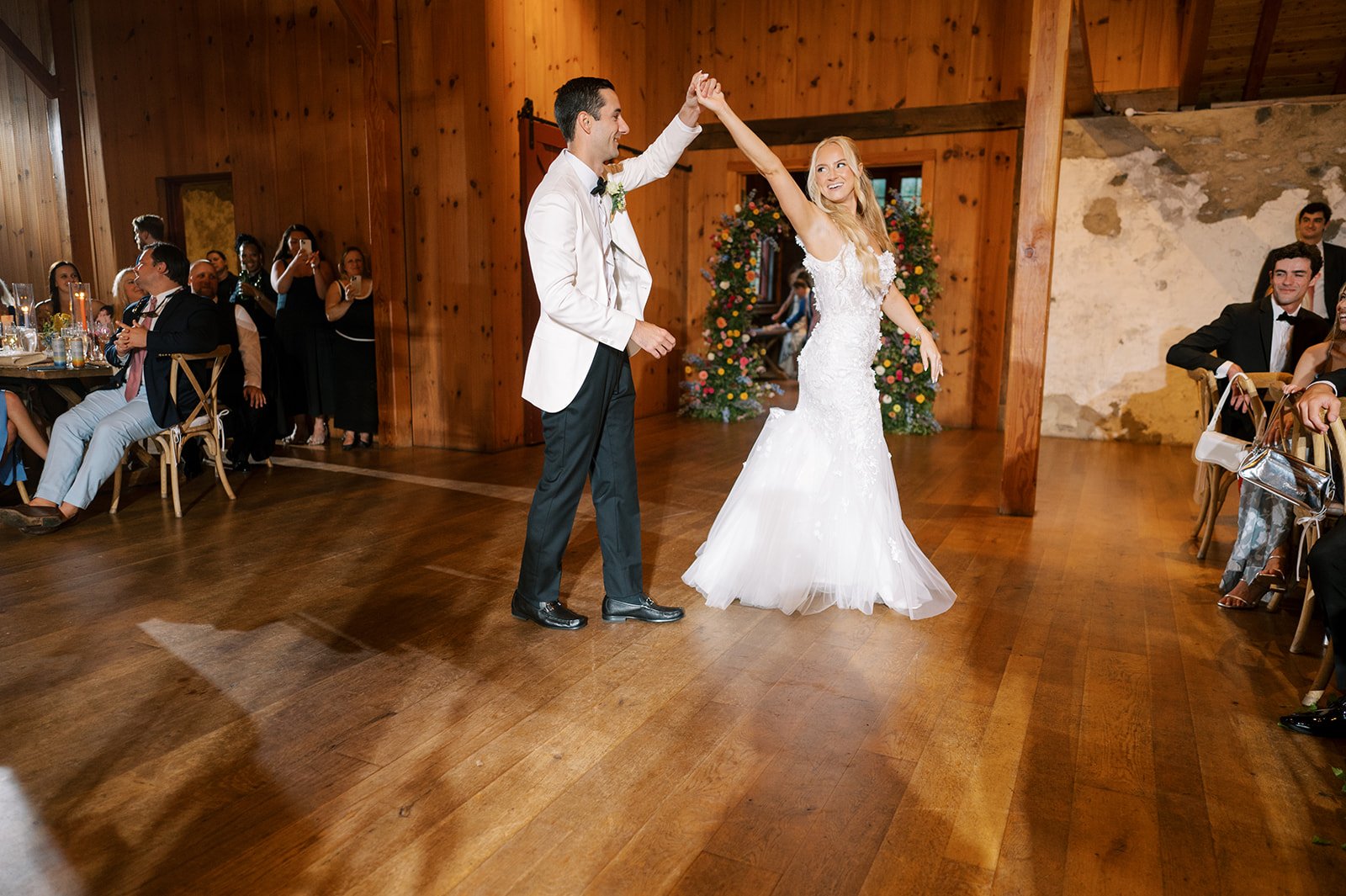 Inn at Grace Winery Wedding-Flowers895.jpg