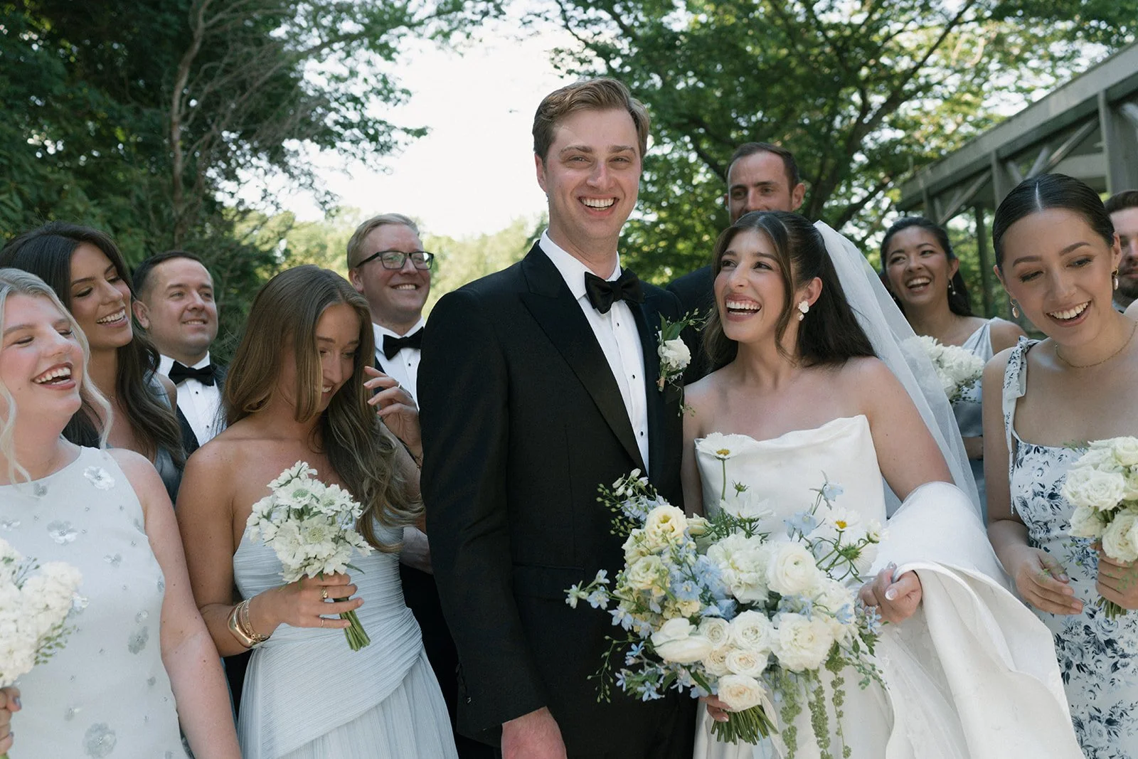 the-willows-villanova-wedding-flowers_Sneak-Peeks-33.jpg