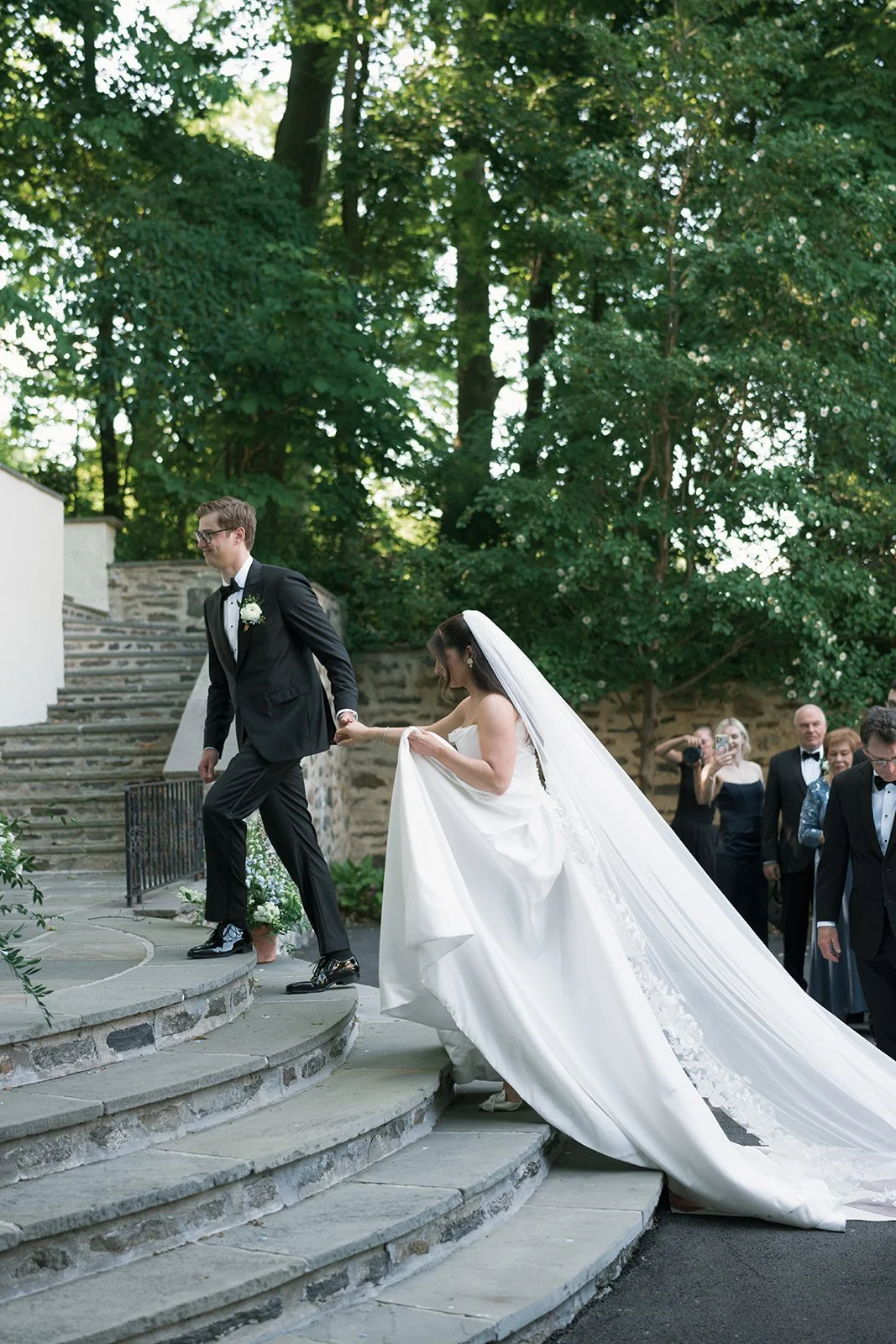 the-willows-villanova-wedding-flowers_Sneak-Peeks-53.jpg
