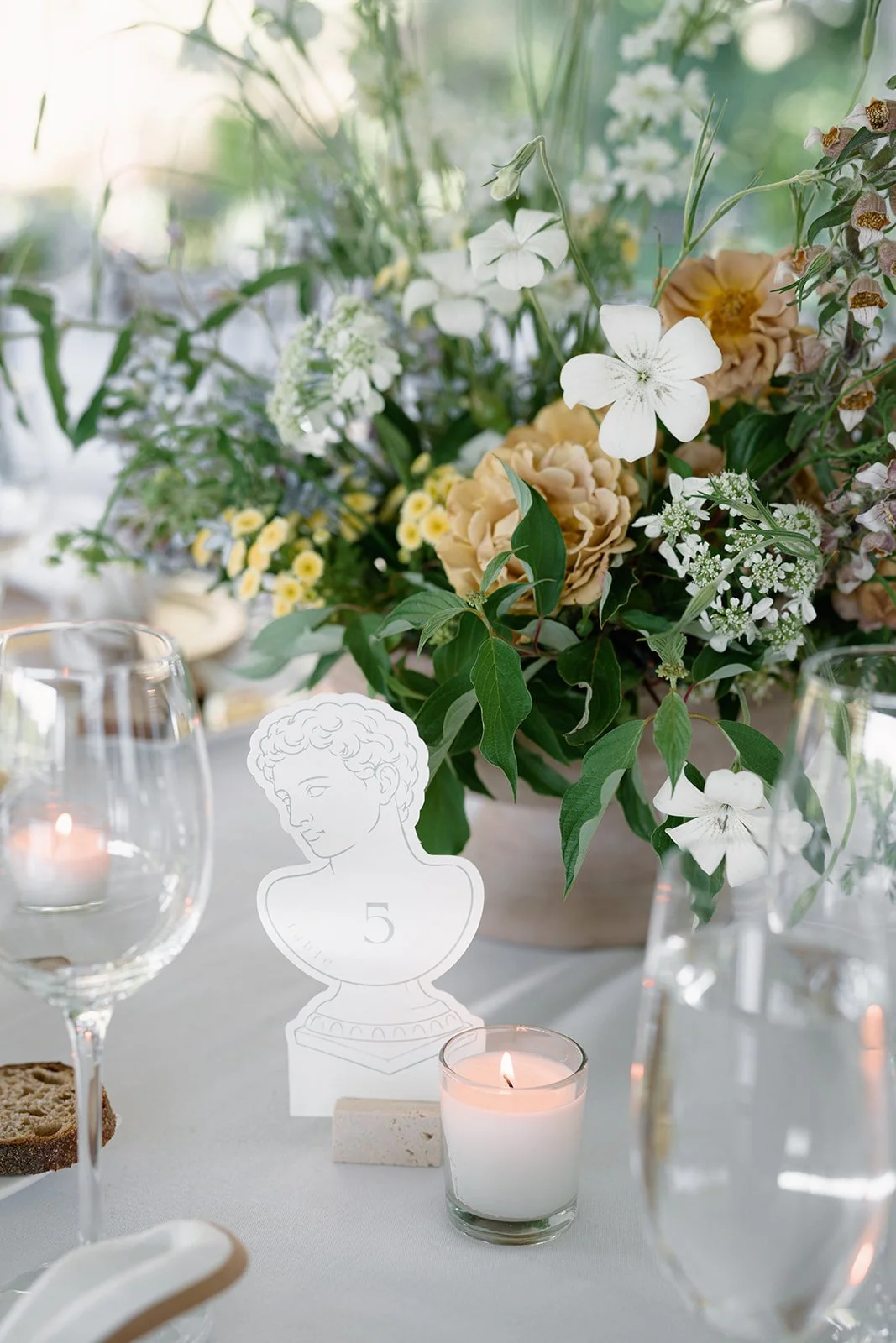 the-willows-villanova-wedding-flowers_Sneak-Peeks-72.jpg
