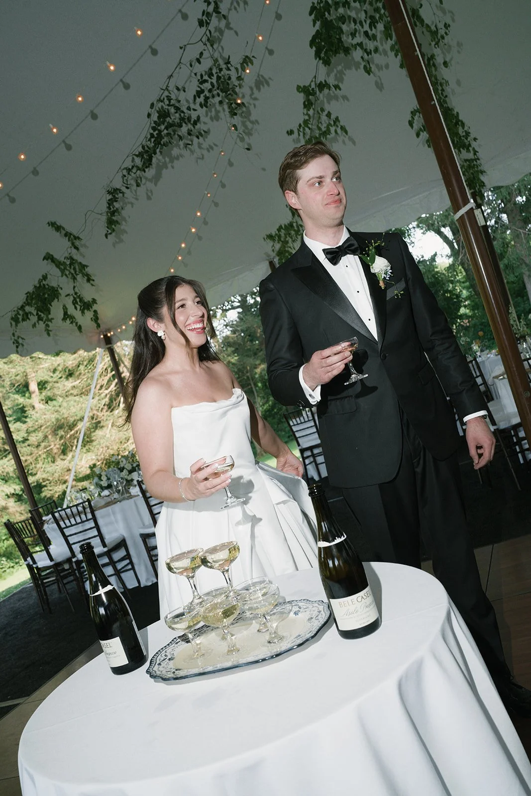 the-willows-villanova-wedding-flowers_Sneak-Peeks-76.jpg