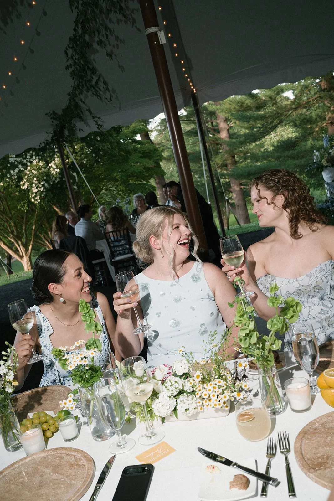the-willows-villanova-wedding-flowers_Sneak-Peeks-81.jpg