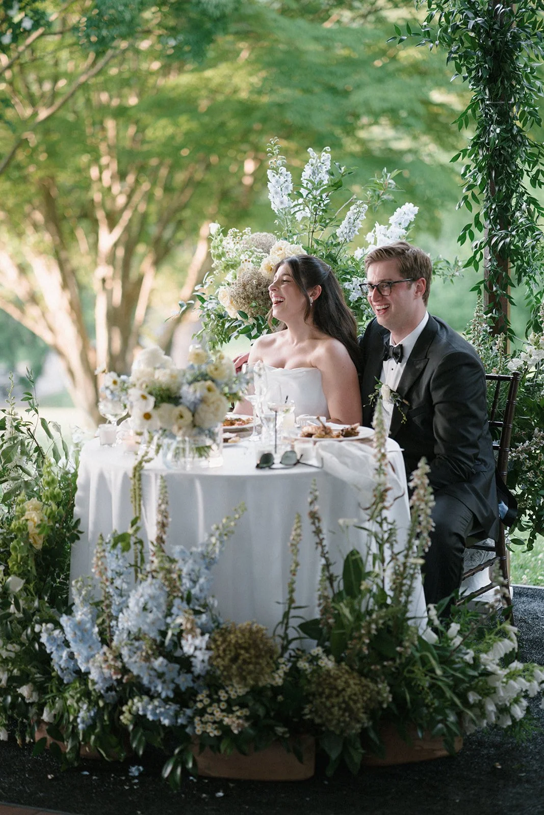 the-willows-villanova-wedding-flowers_Sneak-Peeks-89.jpg