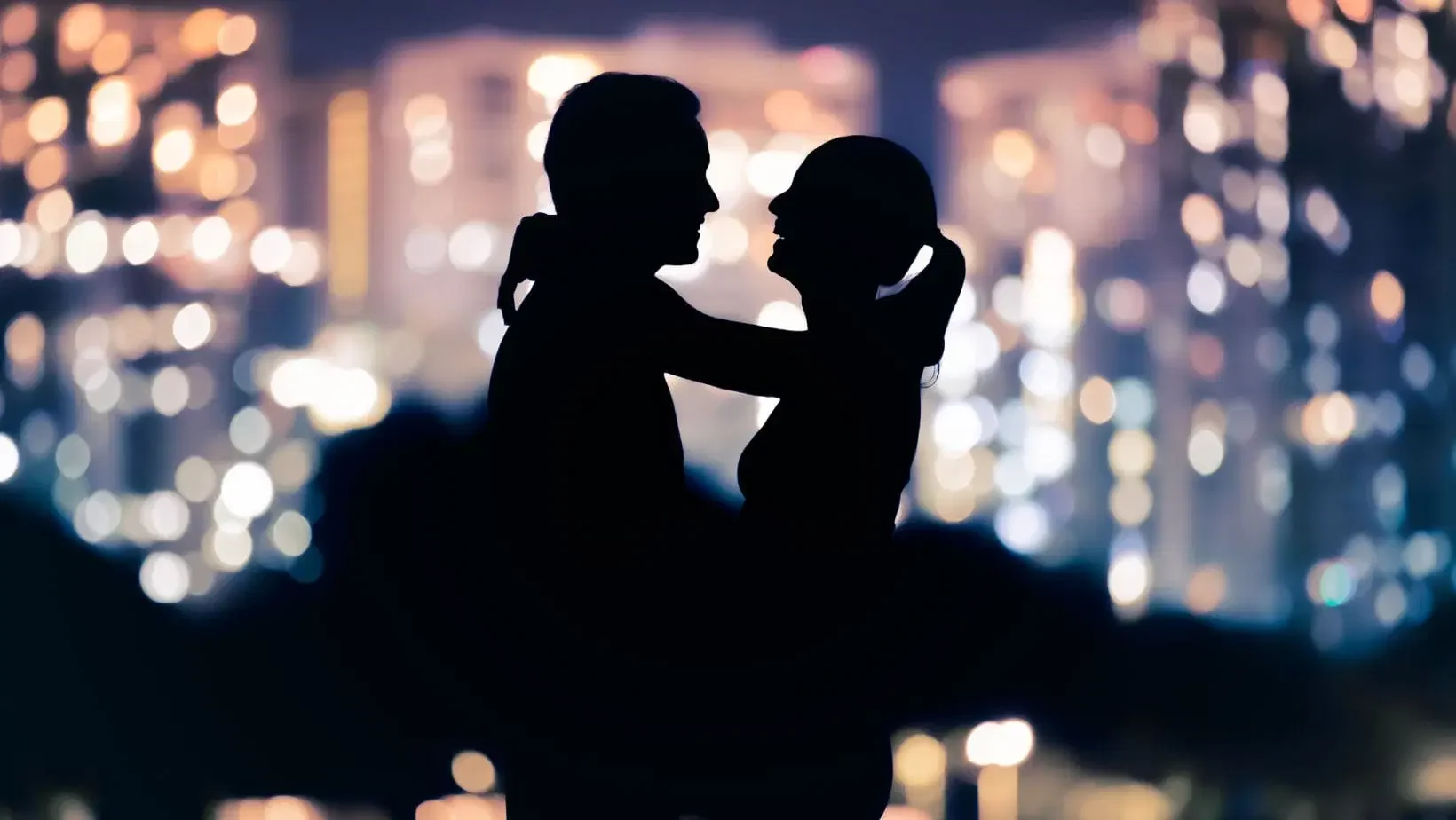 Best Date Night Perfumes for Men – Scents That Attract &amp; Impress