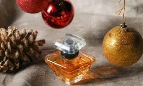 Best Winter Perfumes 2026 (Warm &amp; Long-Lasting Fragrances)
